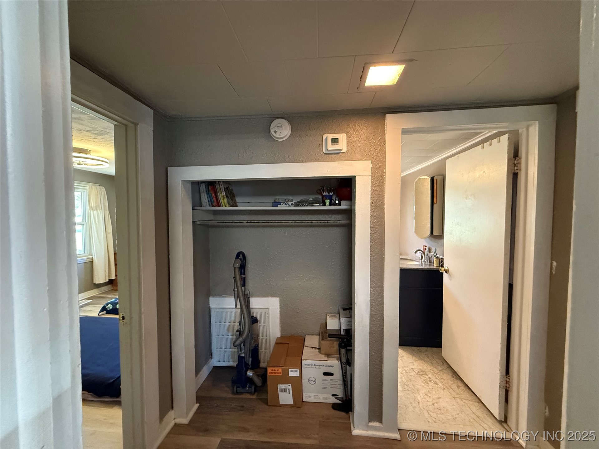 220 E Audd Avenue Property Photo 15