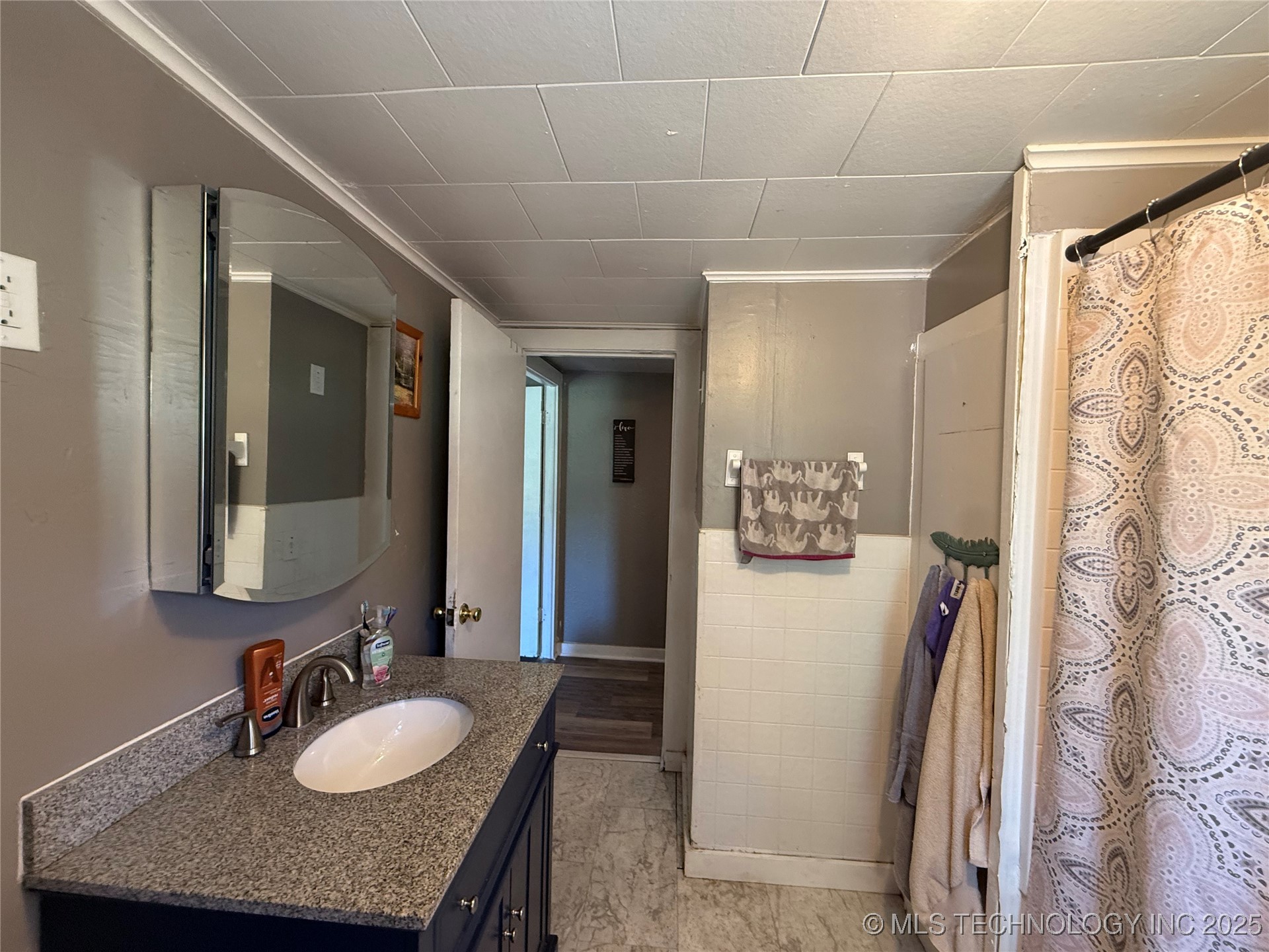 220 E Audd Avenue Property Photo 22