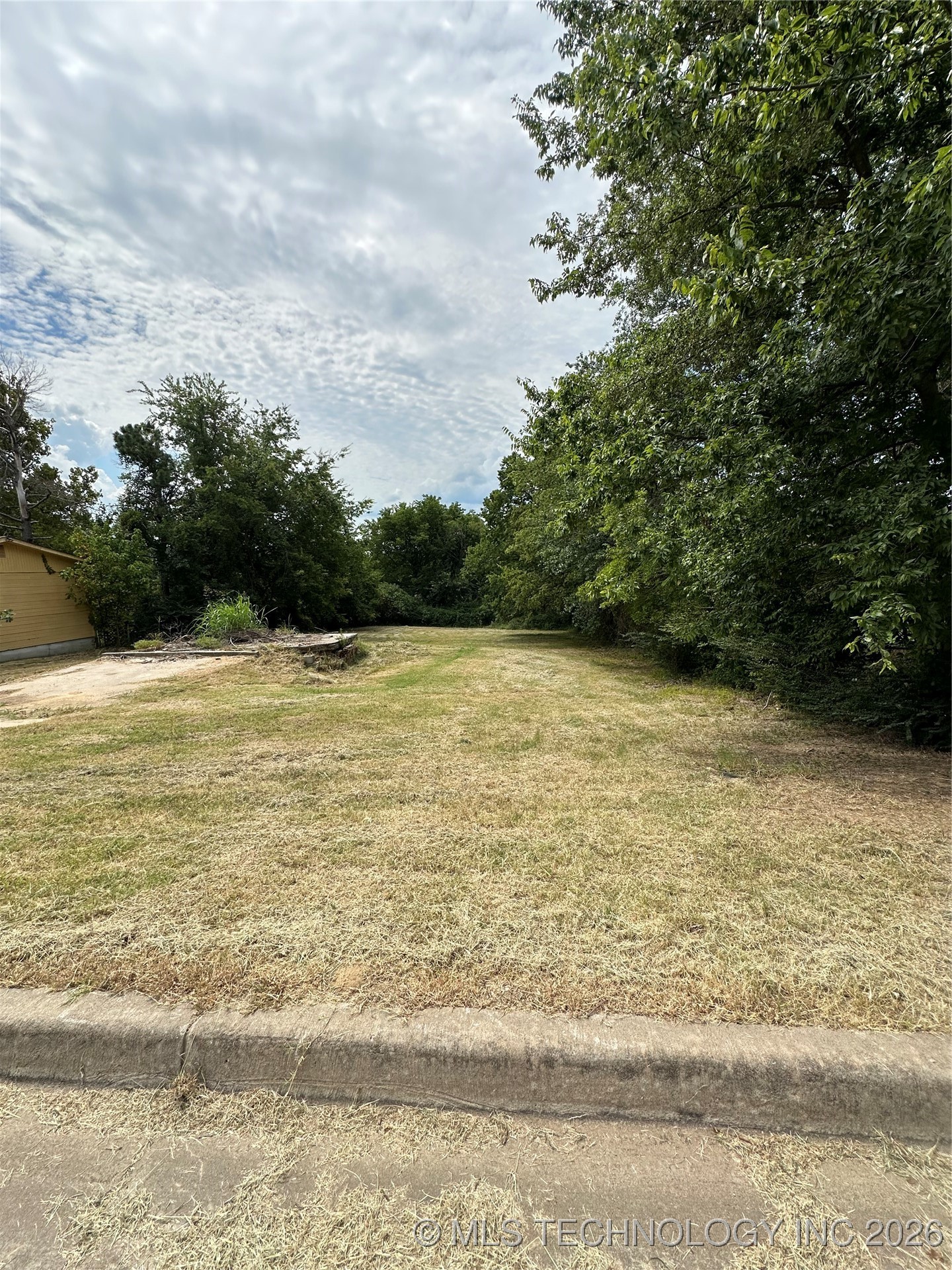 420 W Ottawa Property Photo 2