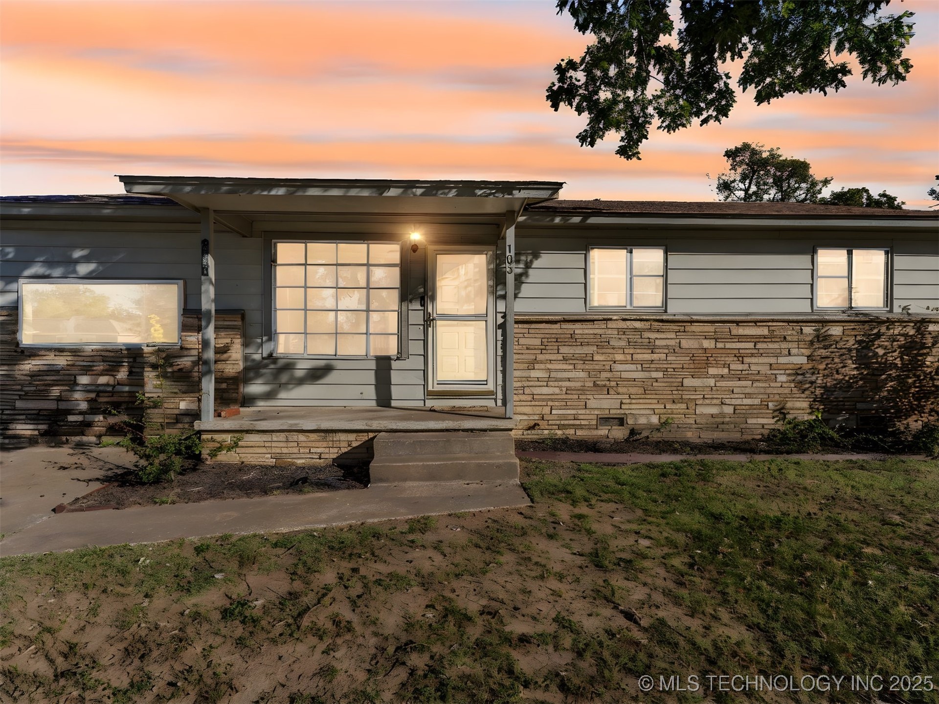 103 Woodlawn Street Property Photo 1