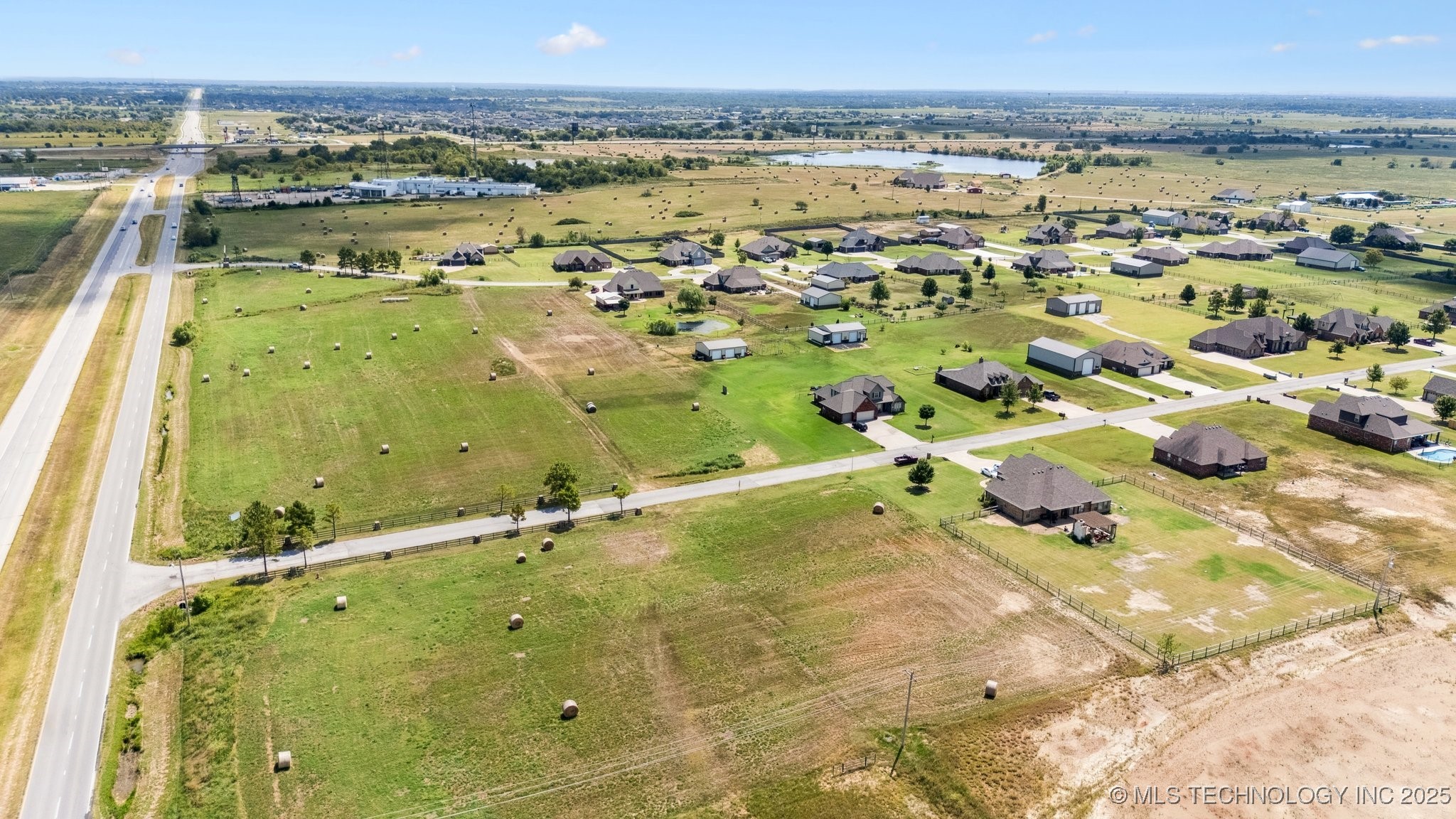 Lantana Boulevard Property Photo 10