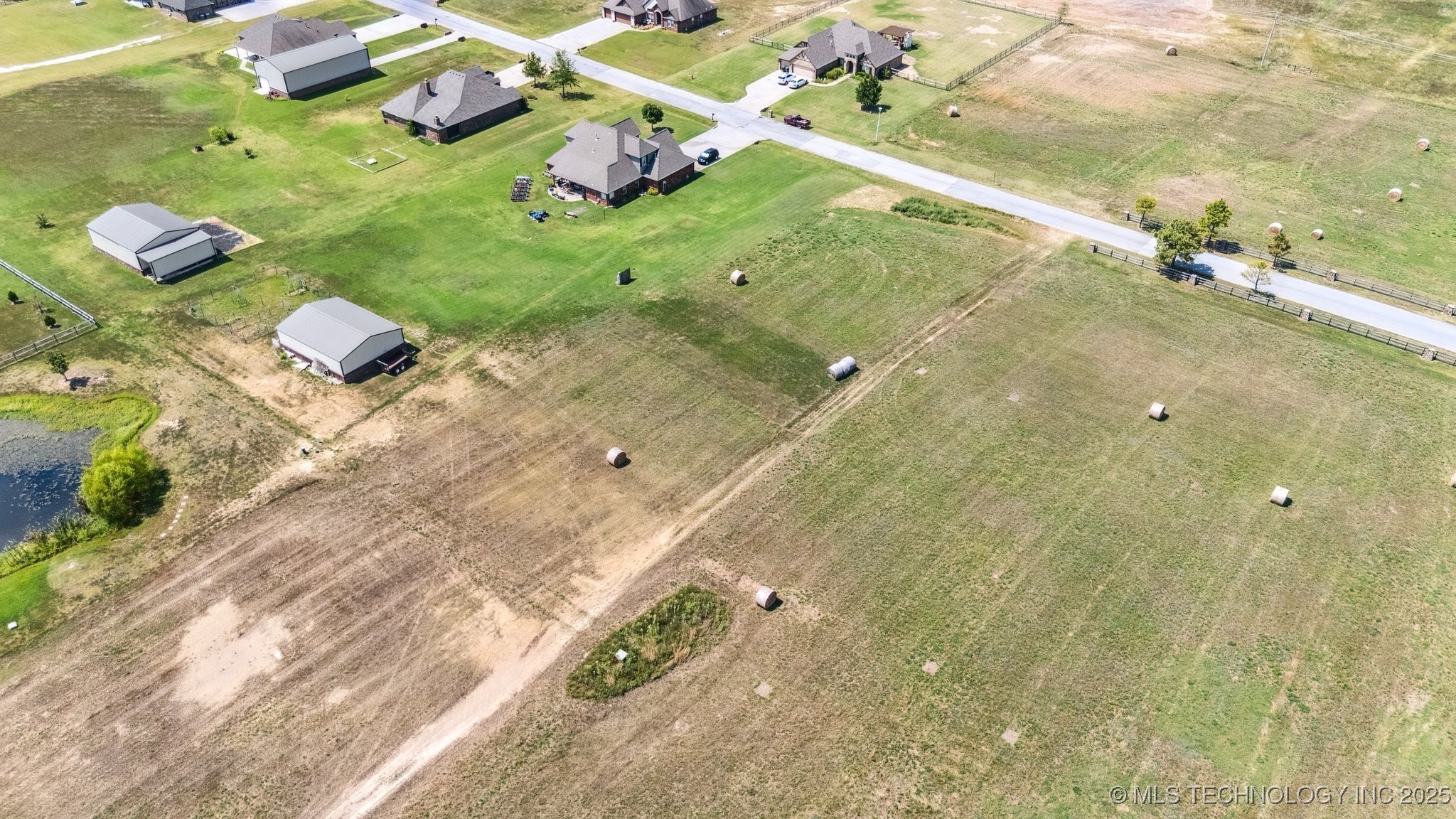 Sandstone Avenue Property Photo 5