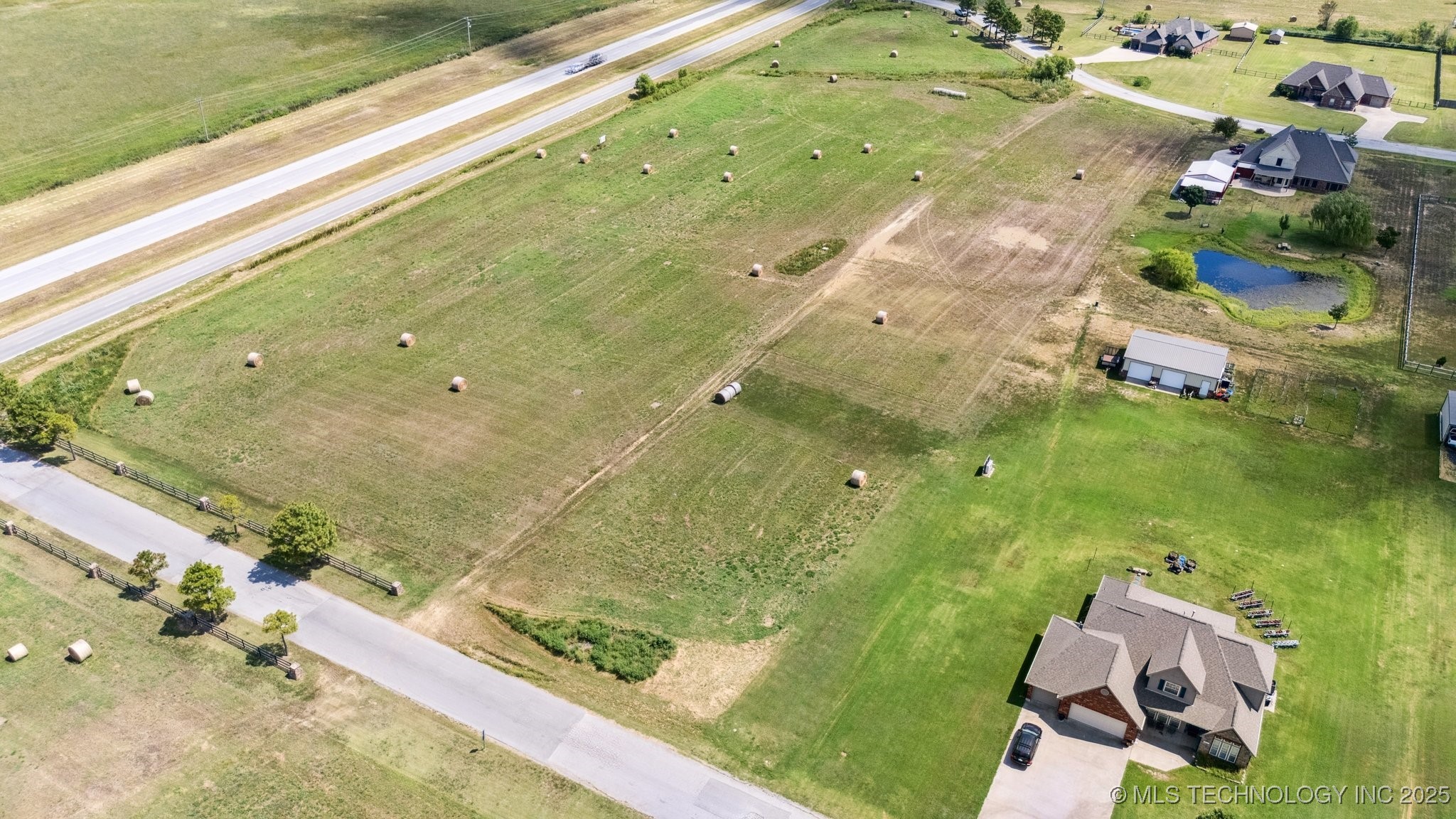 Sandstone Avenue Property Photo 7