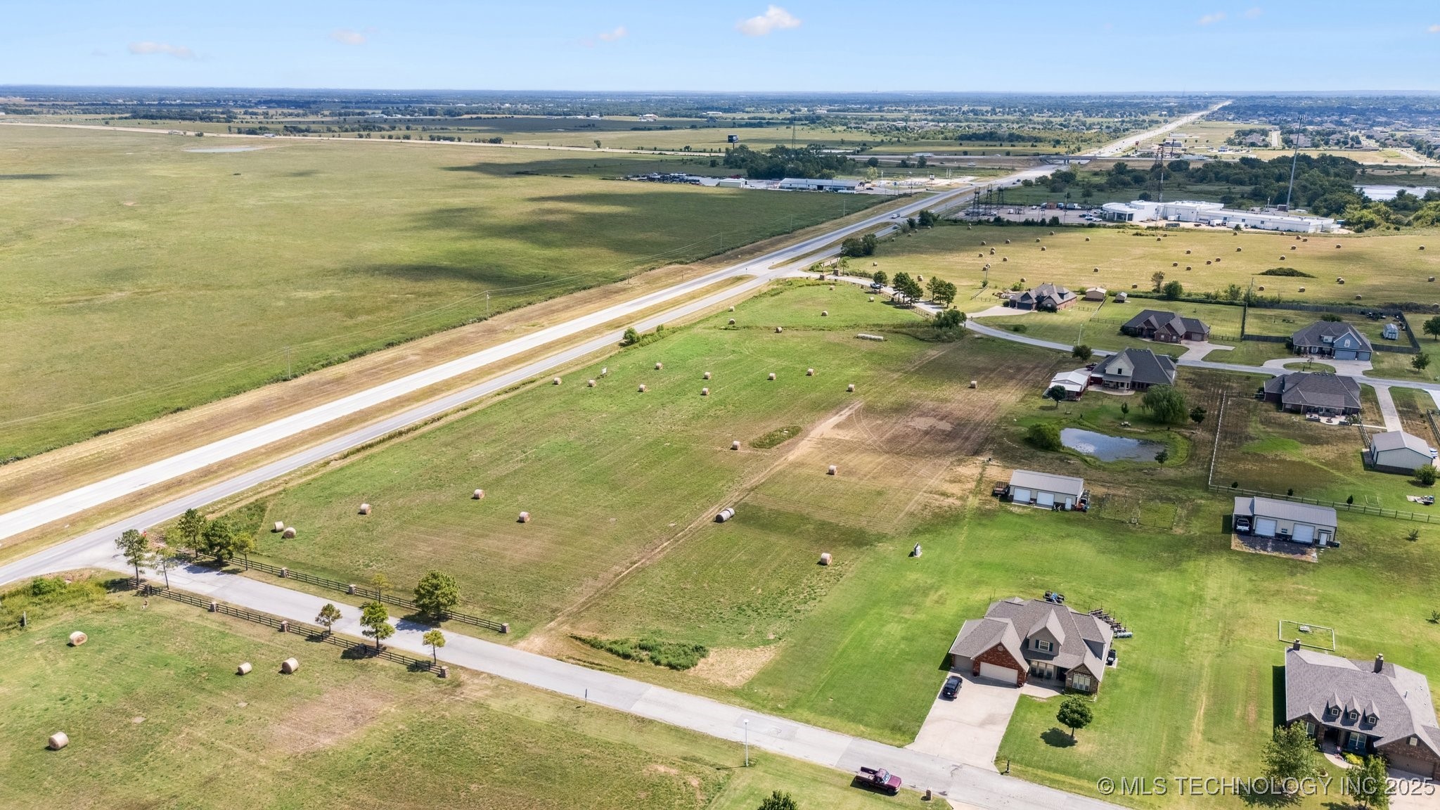 Sandstone Avenue Property Photo 8