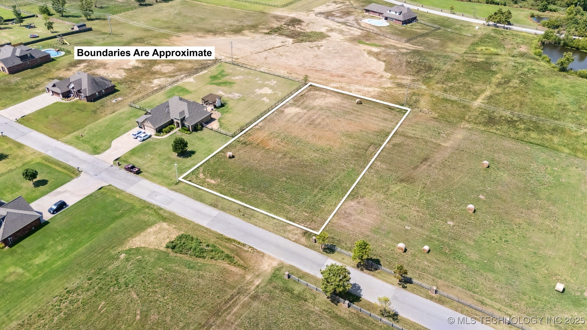 Sandstone Avenue Property Photo 9