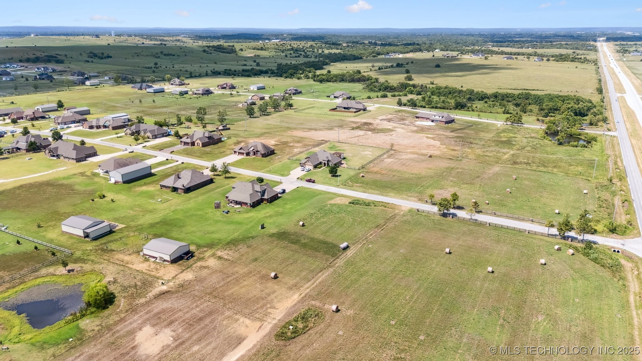 Sandstone Avenue Property Photo 9