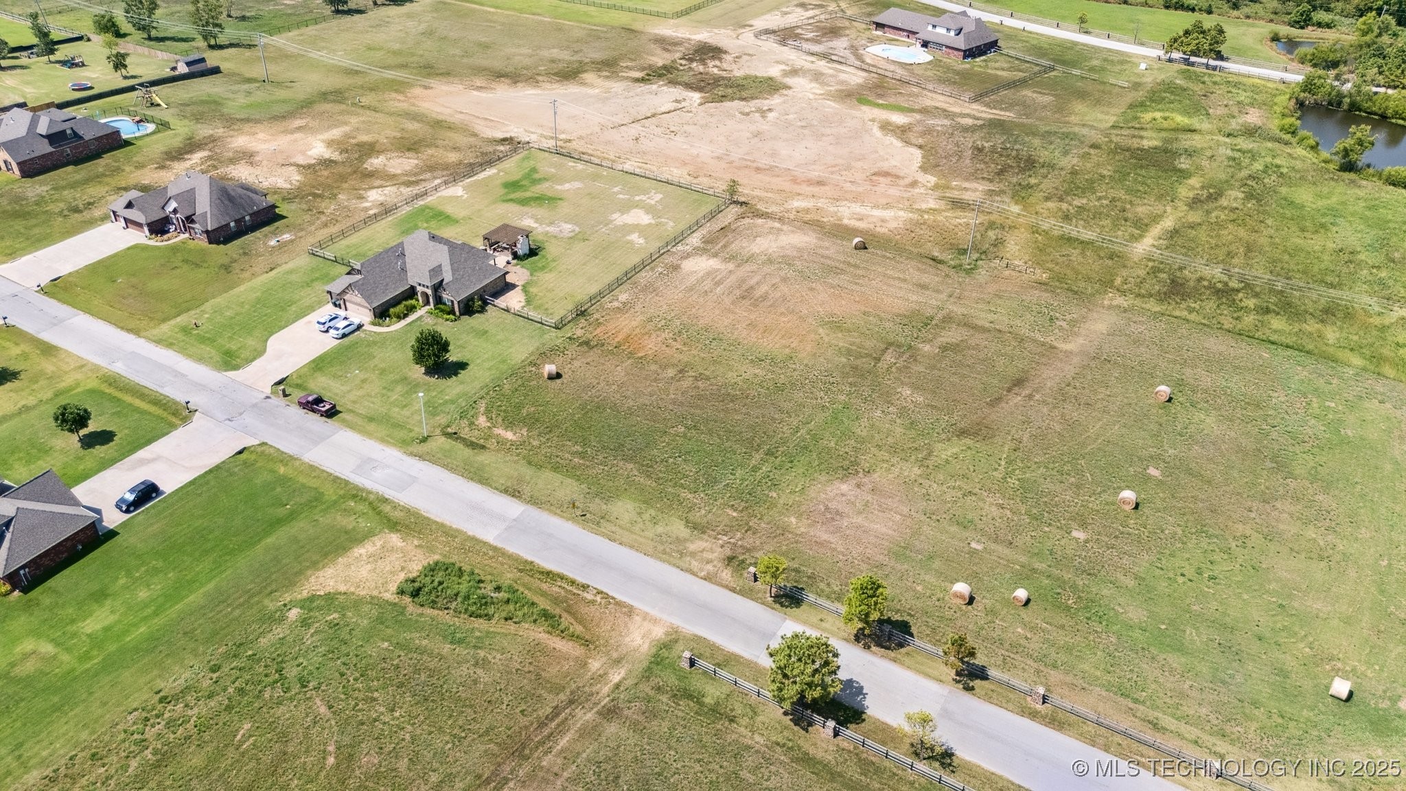 Sandstone Avenue Property Photo 10