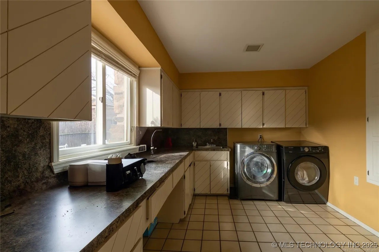 4510 S Birmingham Place Property Photo 11