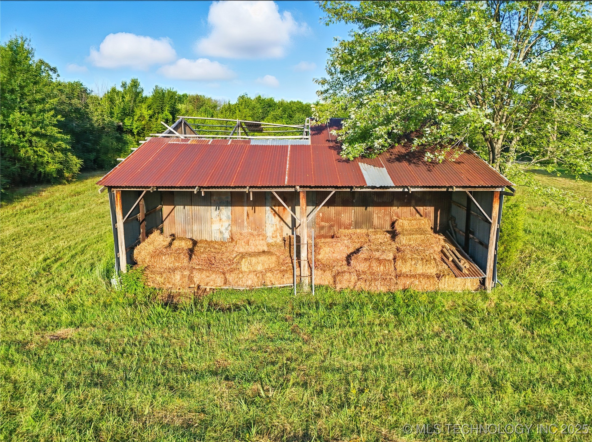 27520 E 72nd Street Property Photo 15