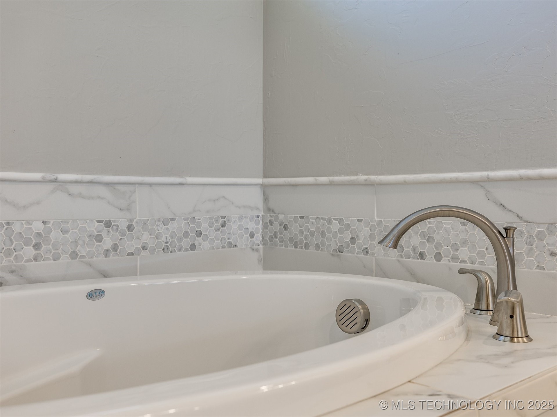 25 W 166th Place S Property Photo 41