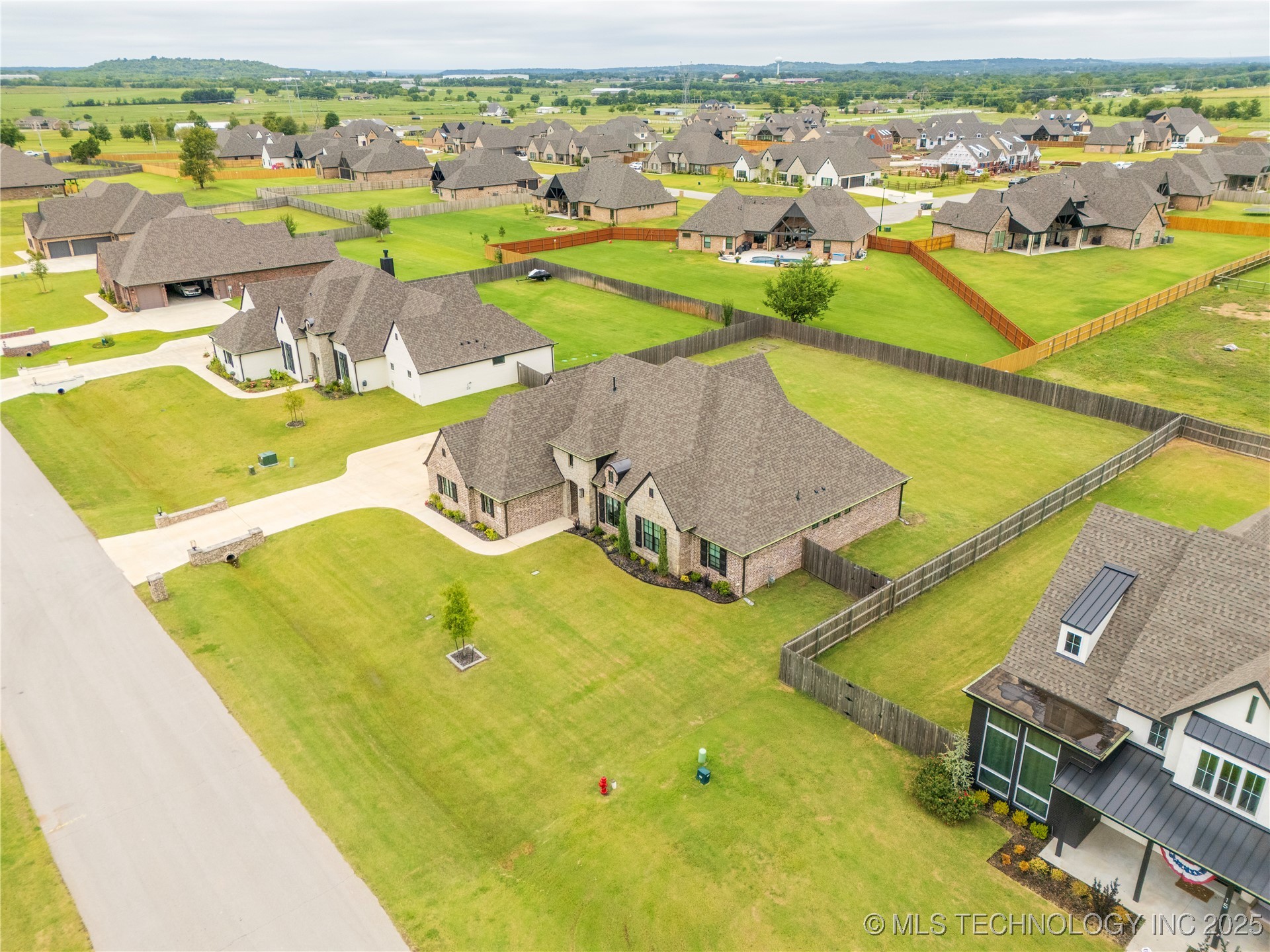 25 W 166th Place S Property Photo 71