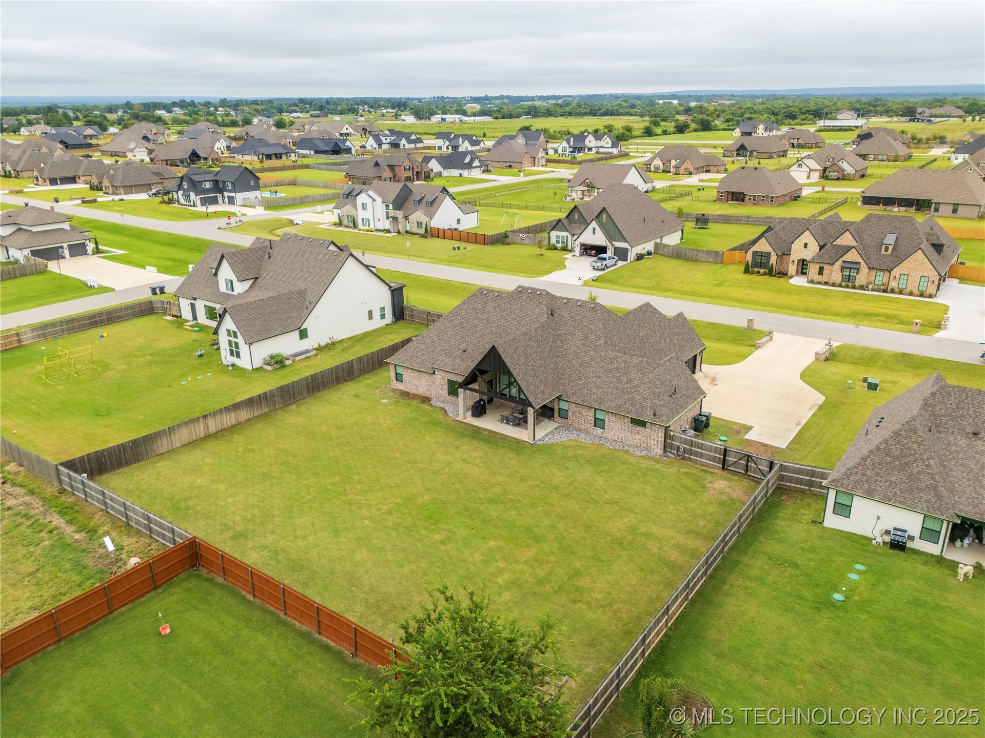 25 W 166th Place S Property Photo 74