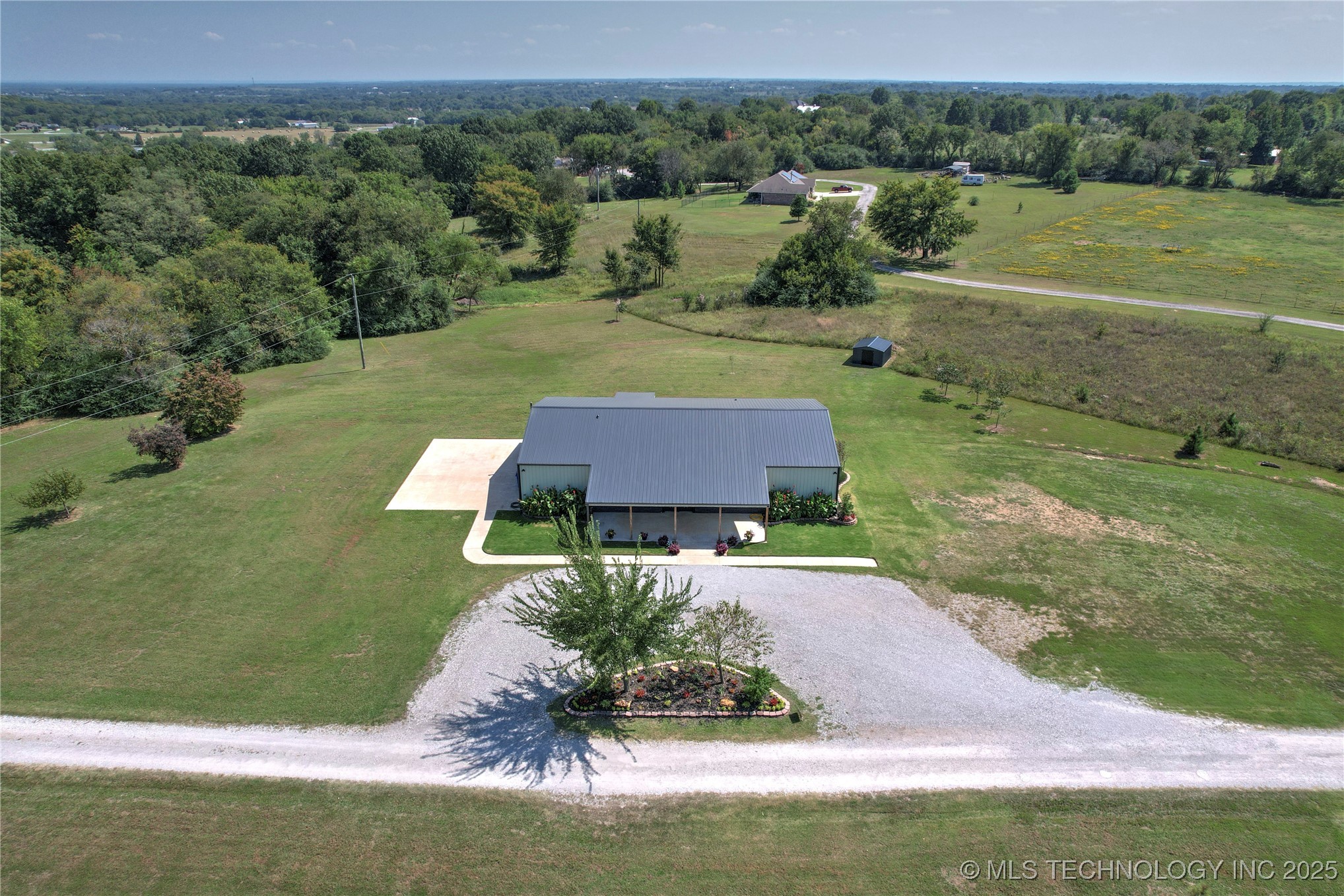 13789 S 309th East Avenue Property Photo 1