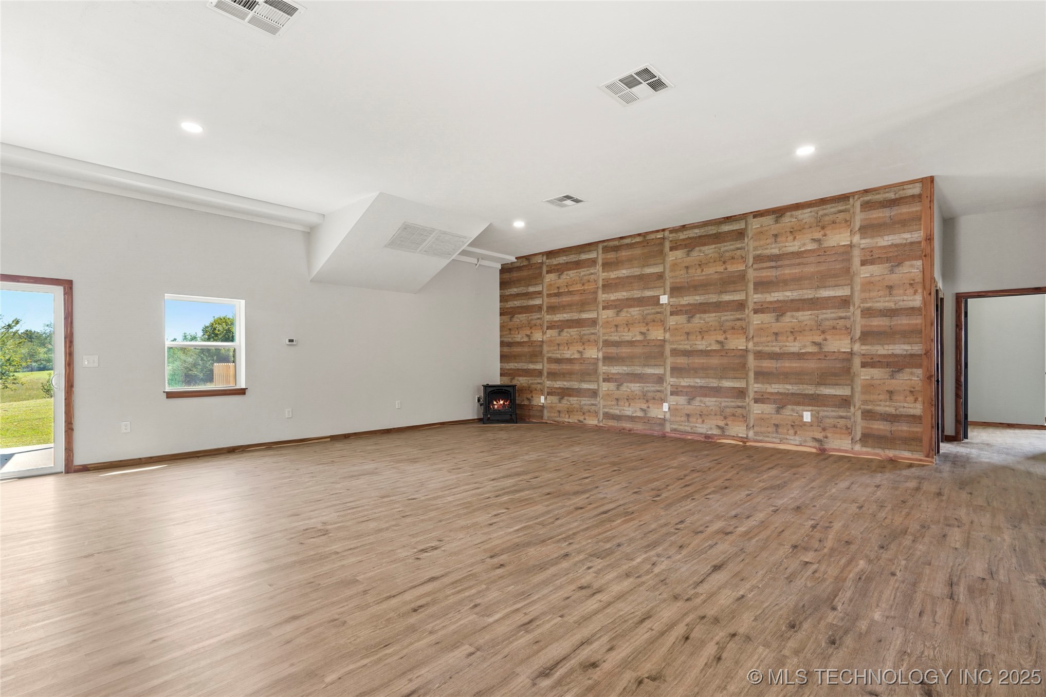 13789 S 309th East Avenue Property Photo 7