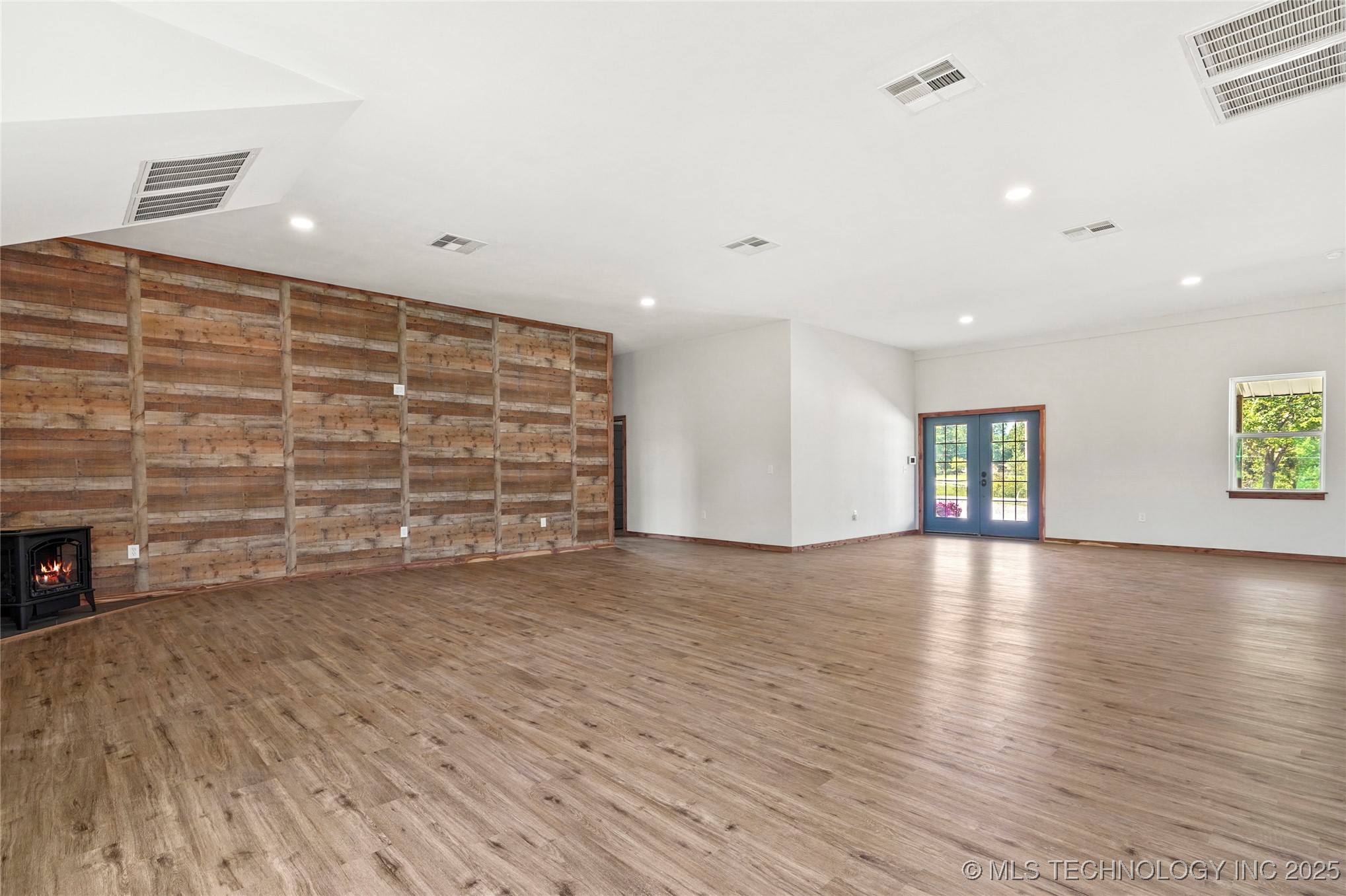 13789 S 309th East Avenue Property Photo 8