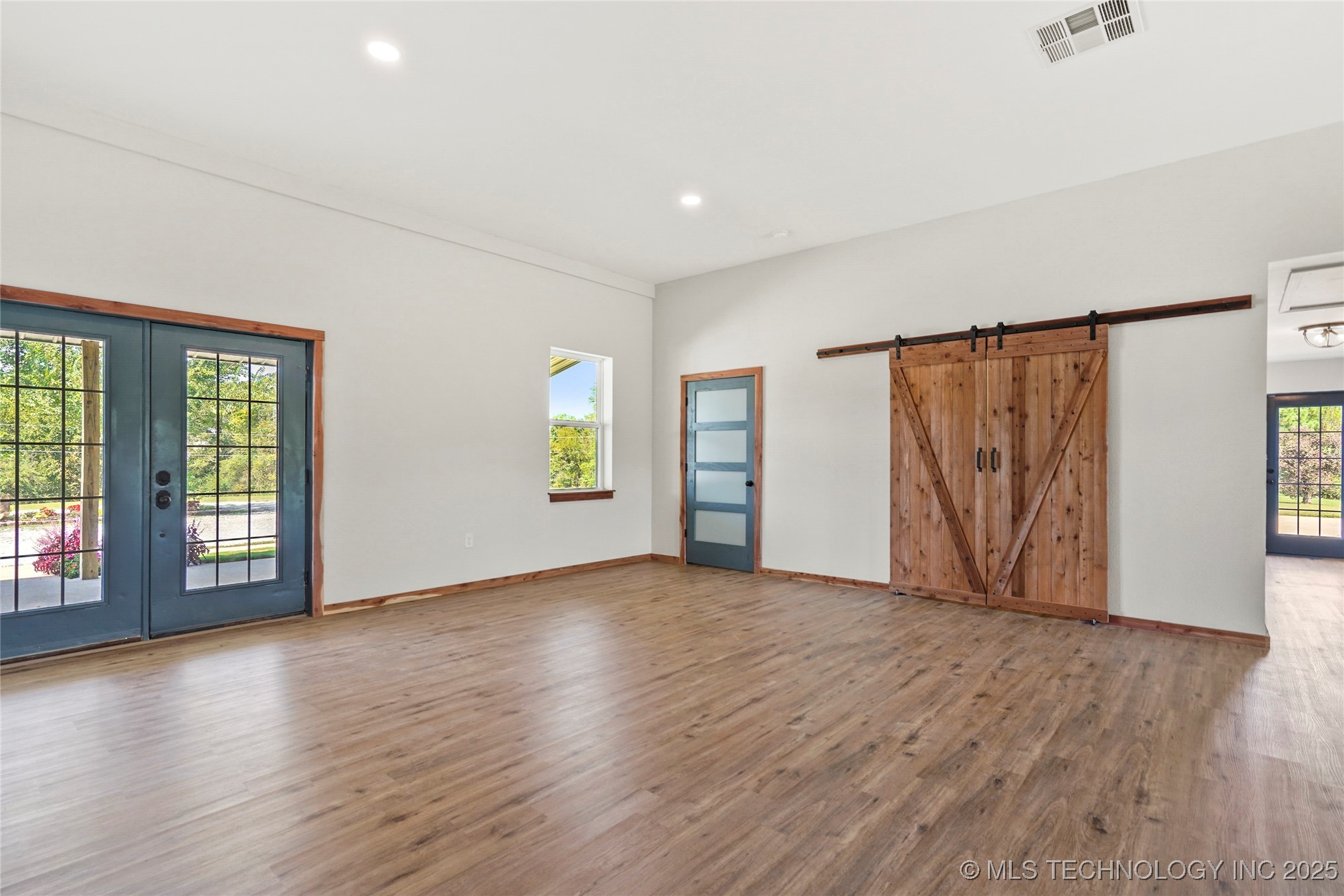 13789 S 309th East Avenue Property Photo 11