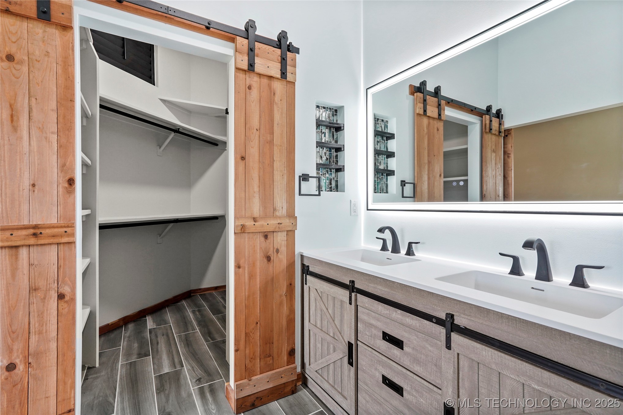 13789 S 309th East Avenue Property Photo 25