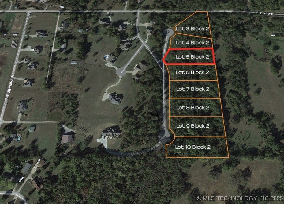 22037 Cliffside Place Property Photo 2