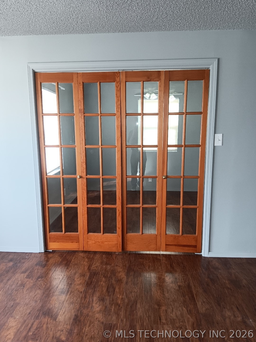 1437 E 38th Place A Property Photo 4