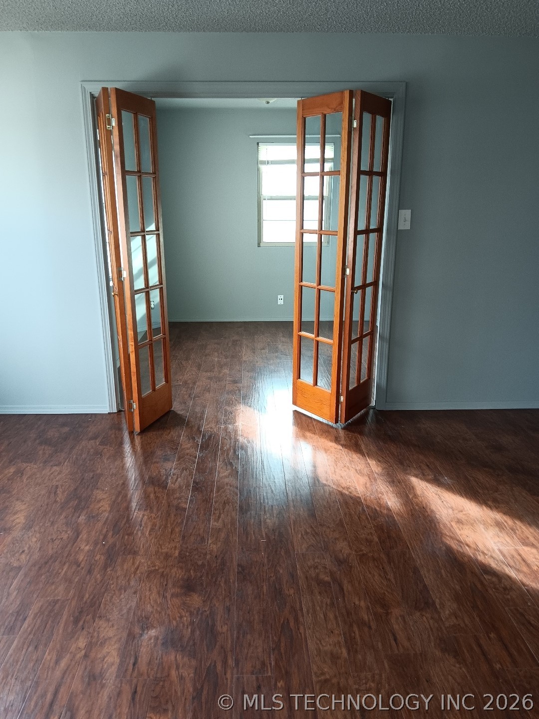 1437 E 38th Place A Property Photo 5