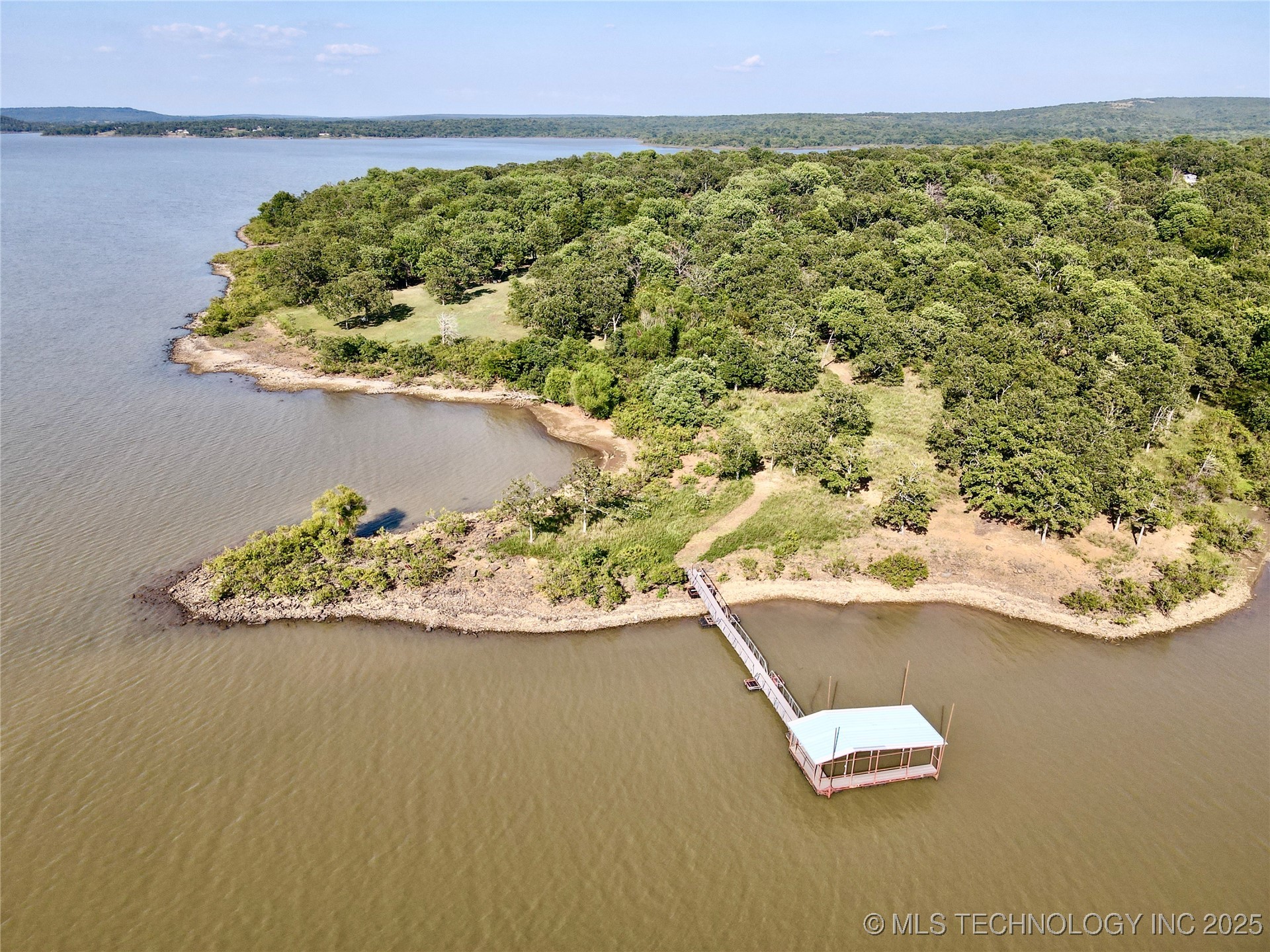 440 Cedar Tree Drive Property Photo 2