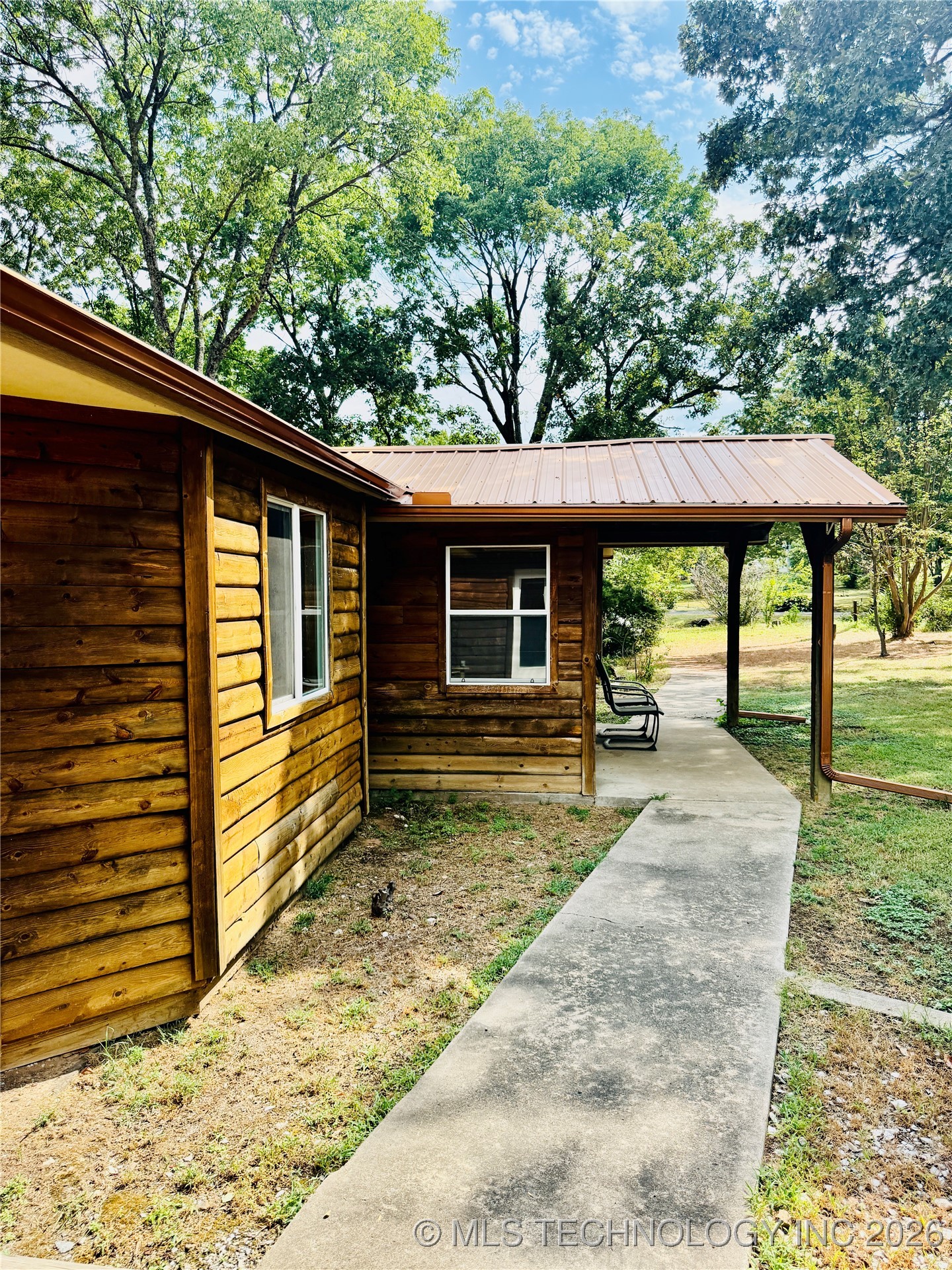 440 Cedar Tree Drive Property Photo 8