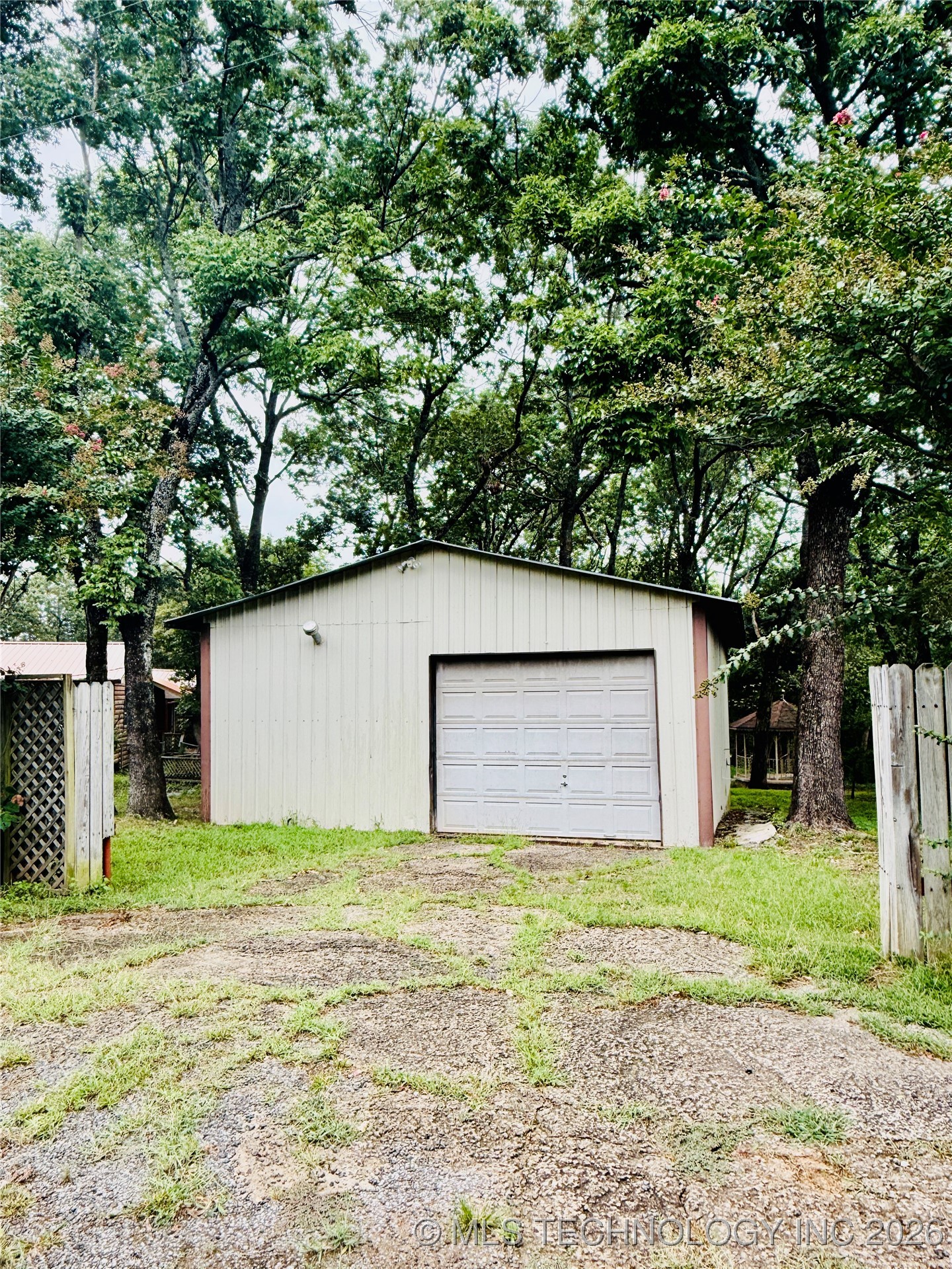 440 Cedar Tree Drive Property Photo 11