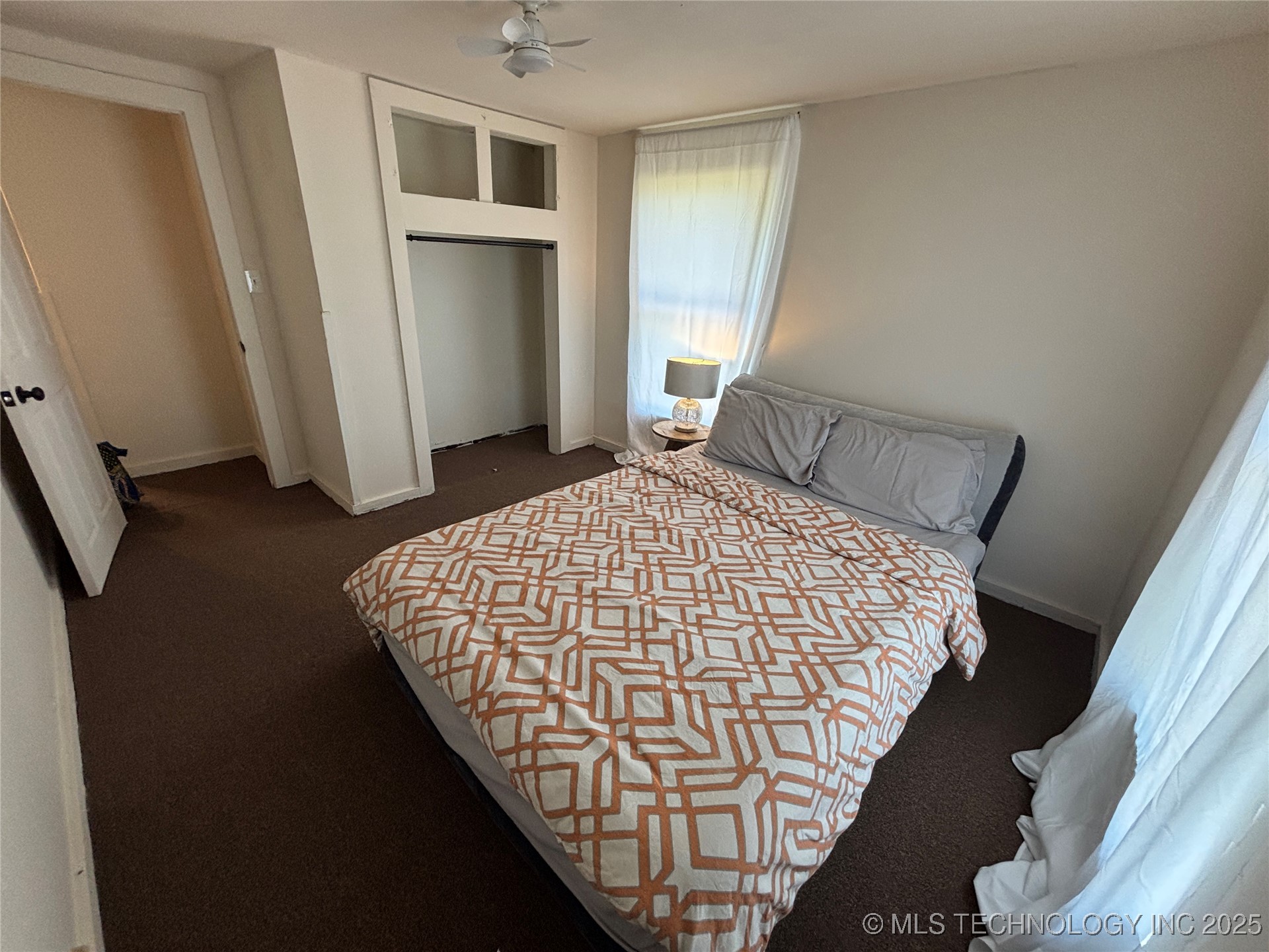 1112 Galveston Street Property Photo 16