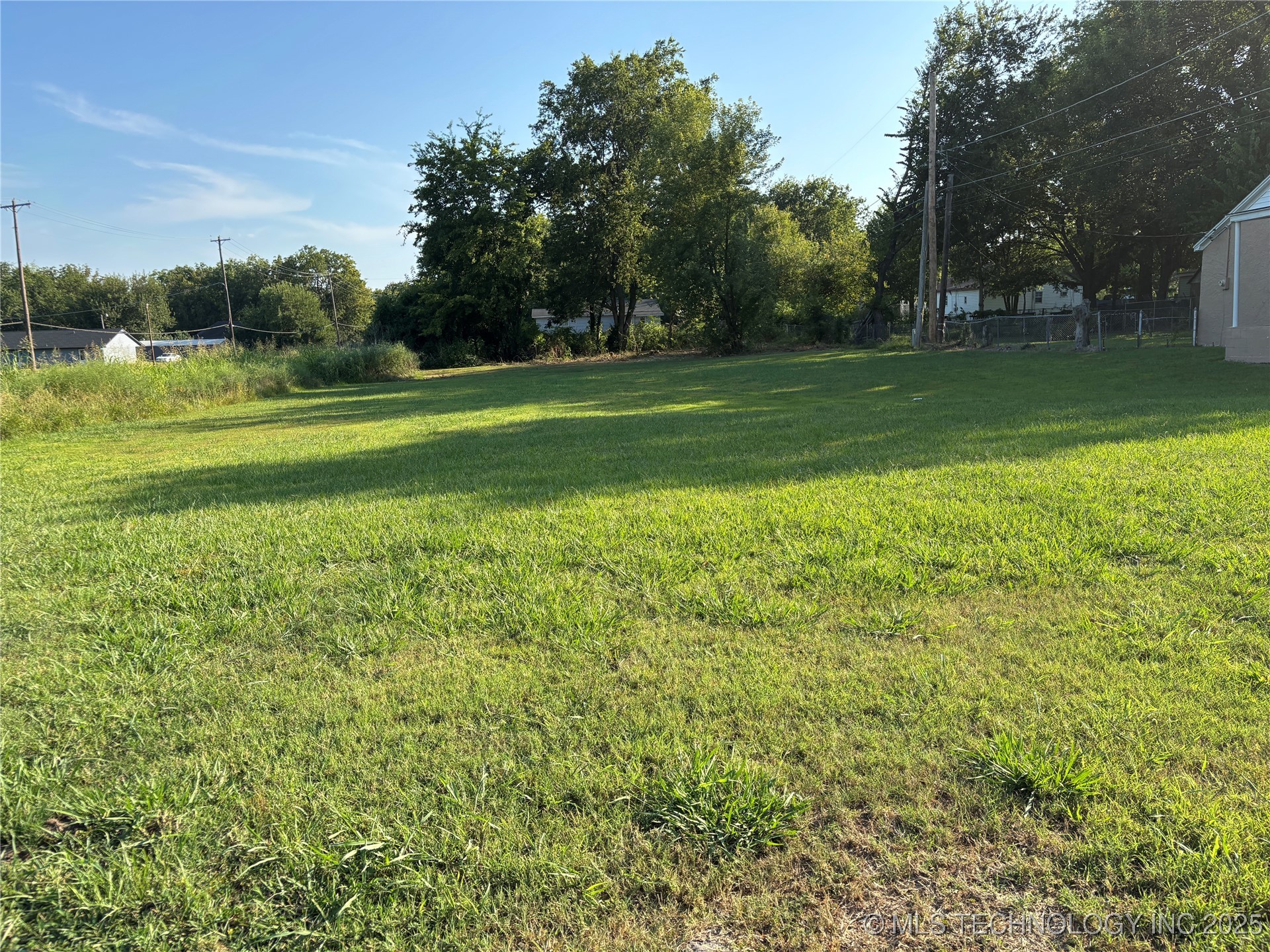 1112 Galveston Street Property Photo 23