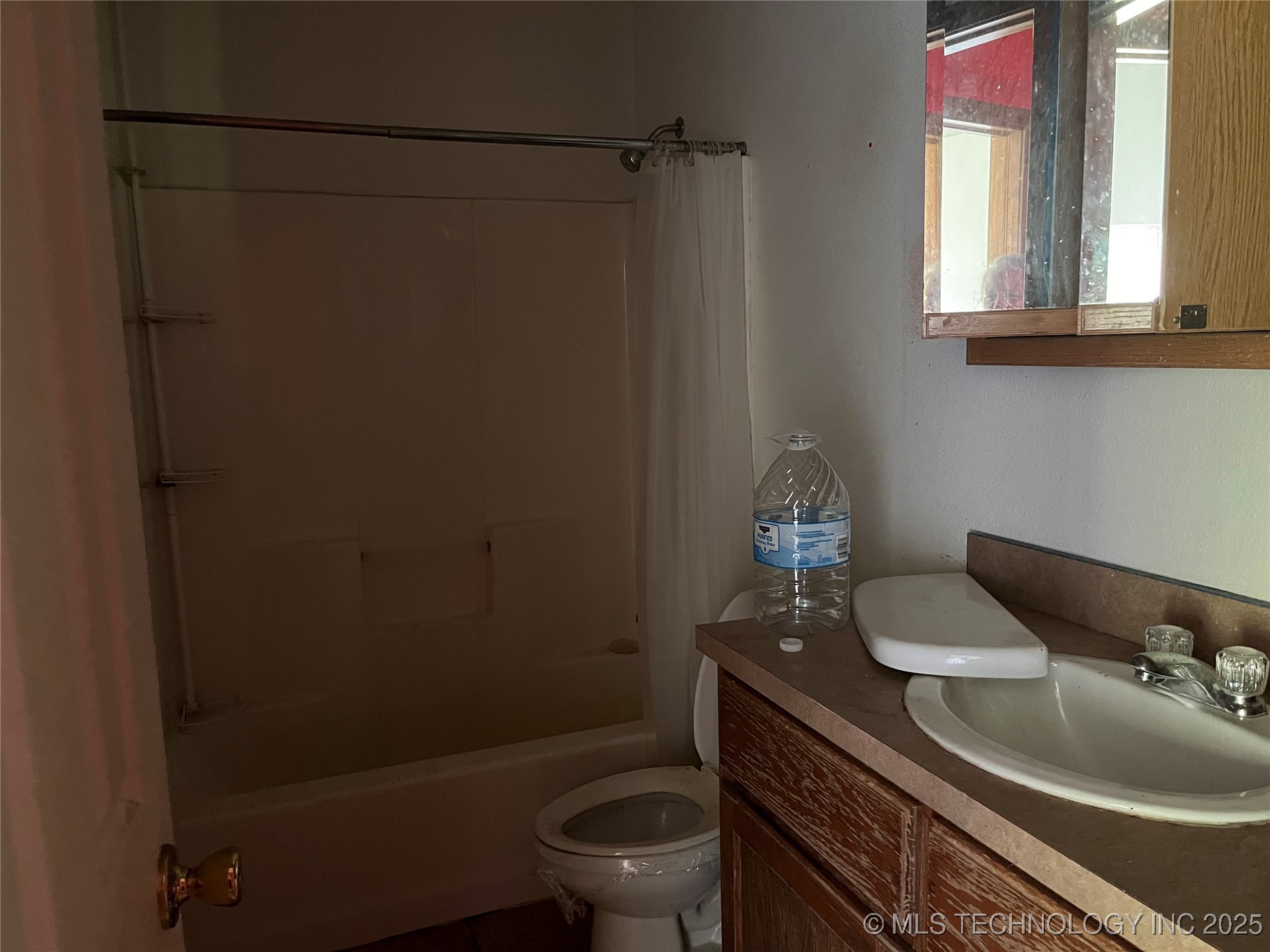 616 W Hickory Avenue Property Photo 9