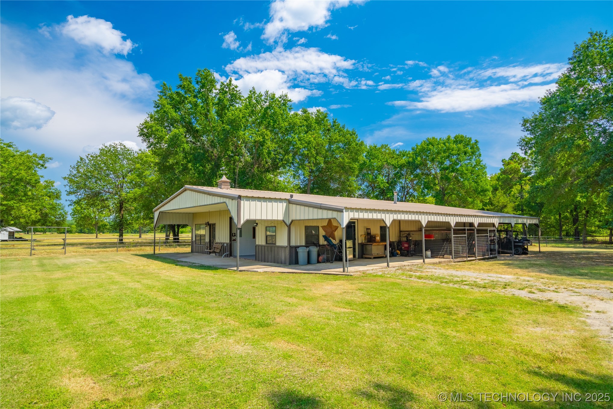 21540 E State Highway 31 Property Photo 7