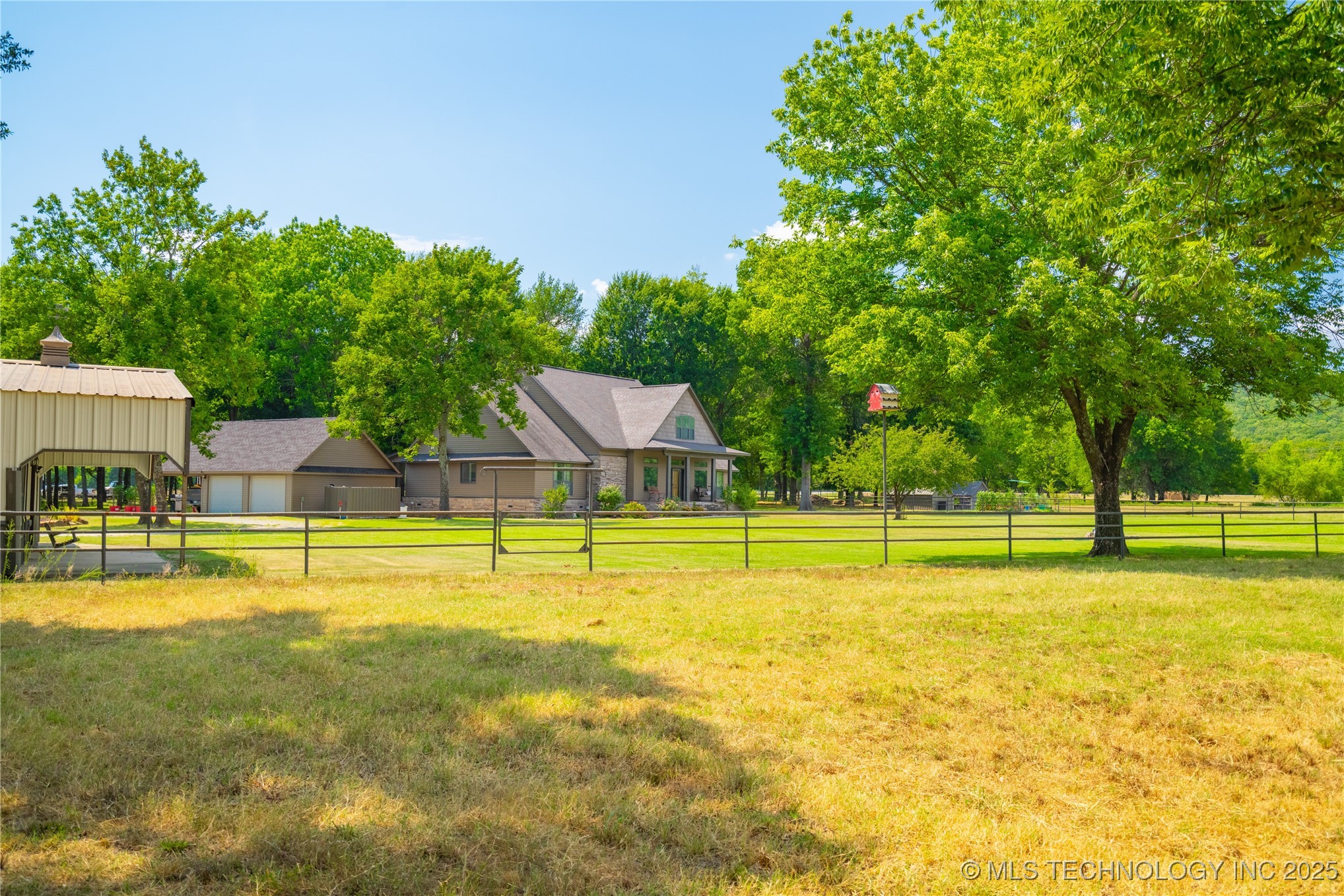 21540 E State Highway 31 Property Photo 8