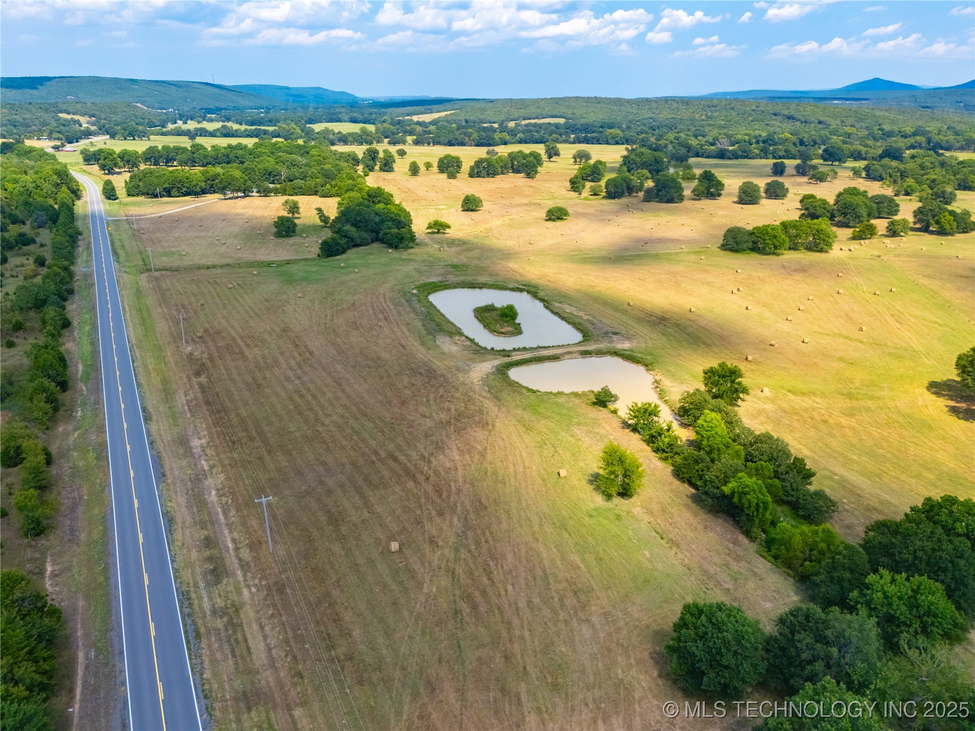 21540 E State Highway 31 Property Photo 20