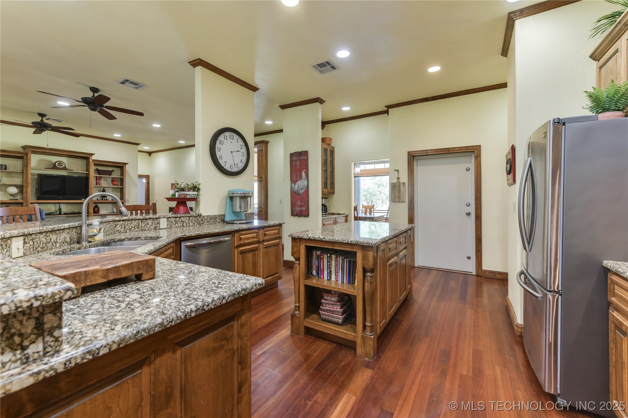 21540 E State Highway 31 Property Photo 35