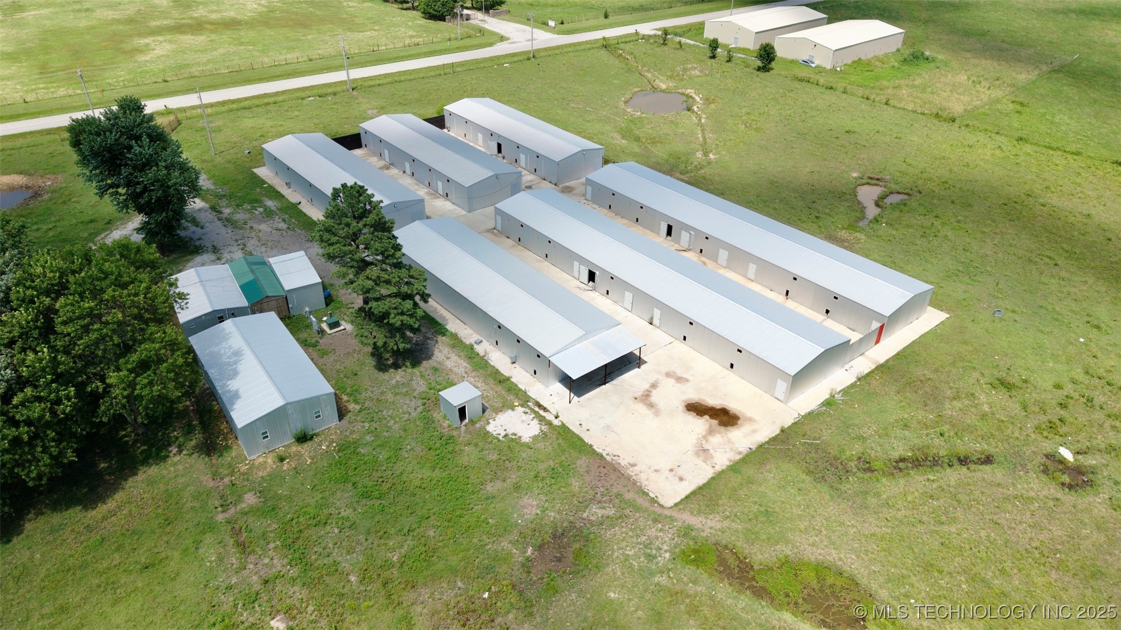 450255 Ok-85 Property Photo 4