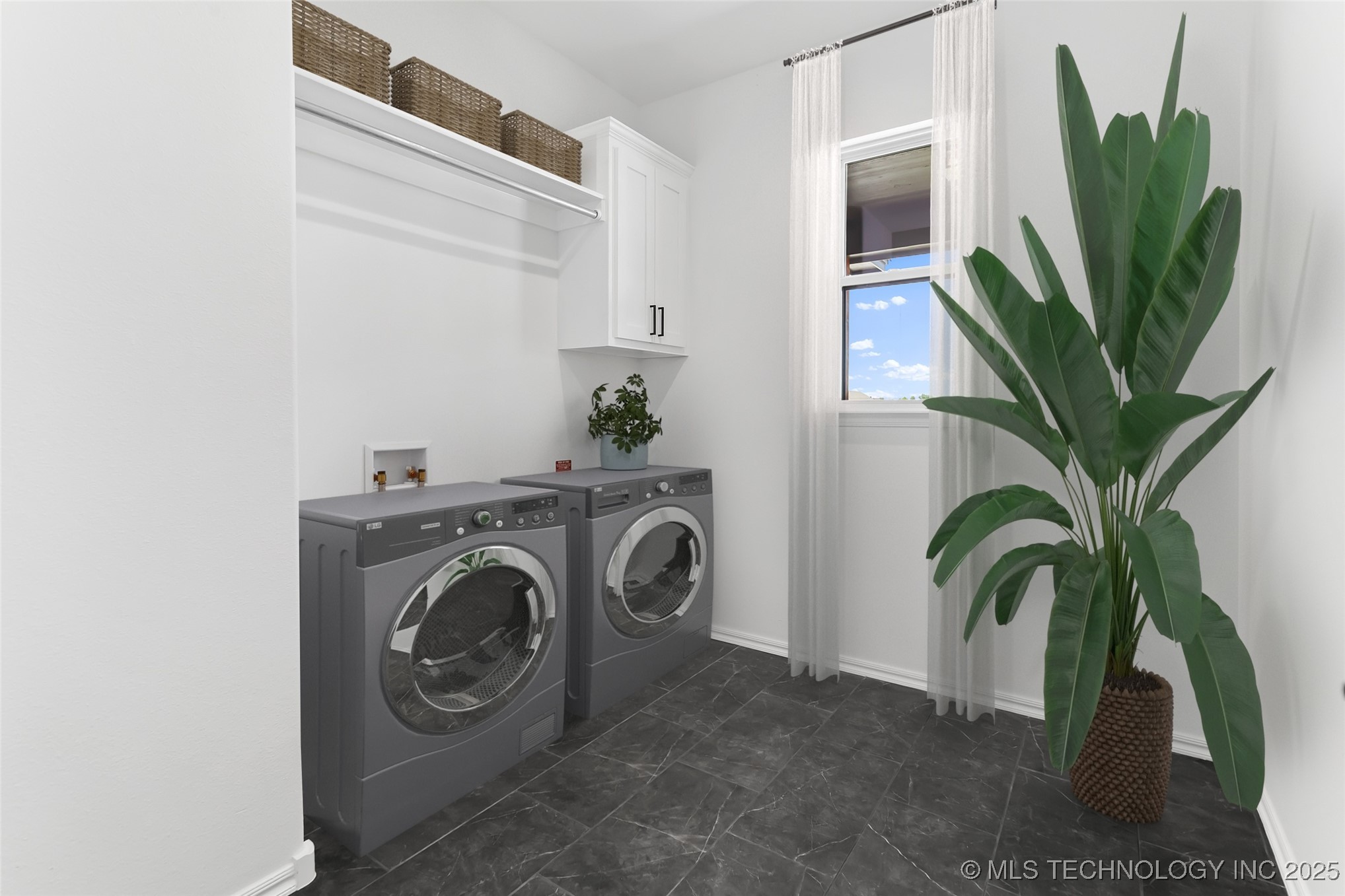 8504 E El Paso Street Property Photo 7