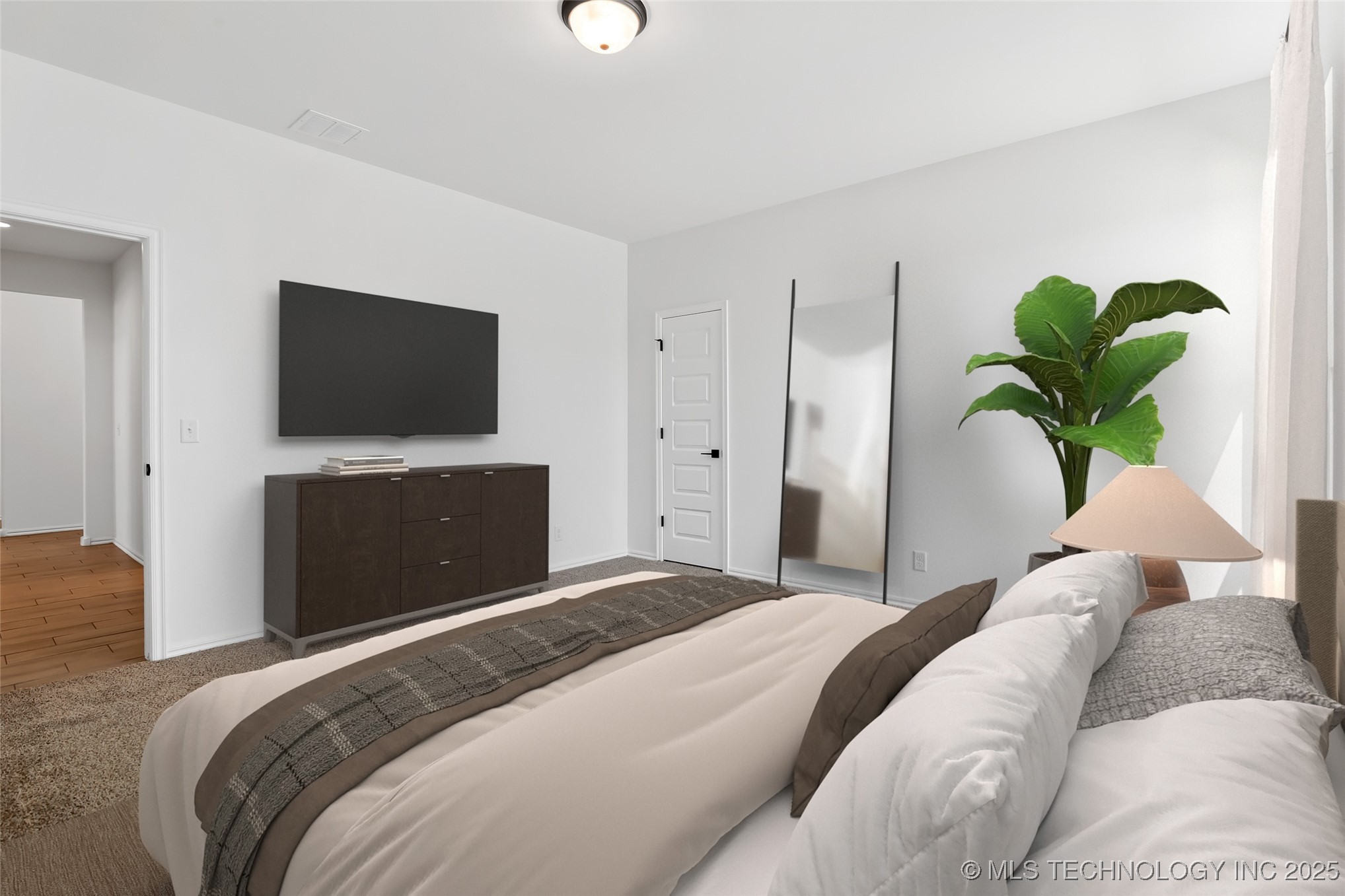 8504 E El Paso Street Property Photo 10