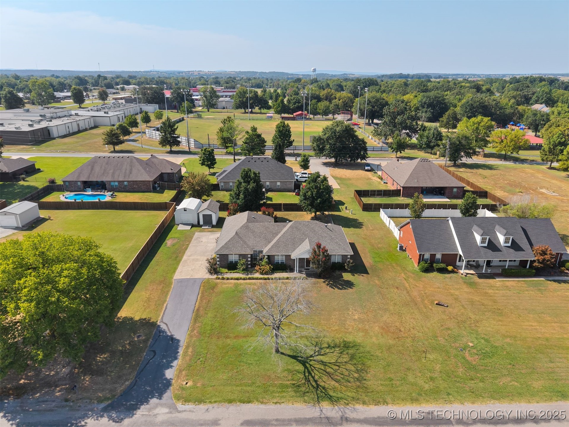 708 W Little Flower Drive Property Photo 29