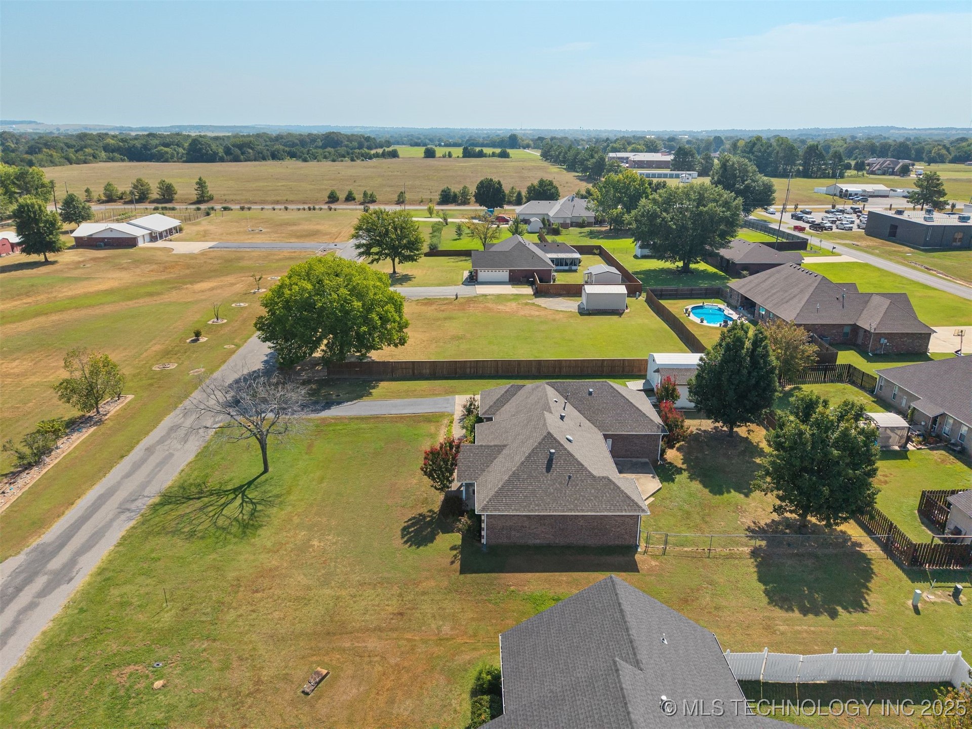 708 W Little Flower Drive Property Photo 32