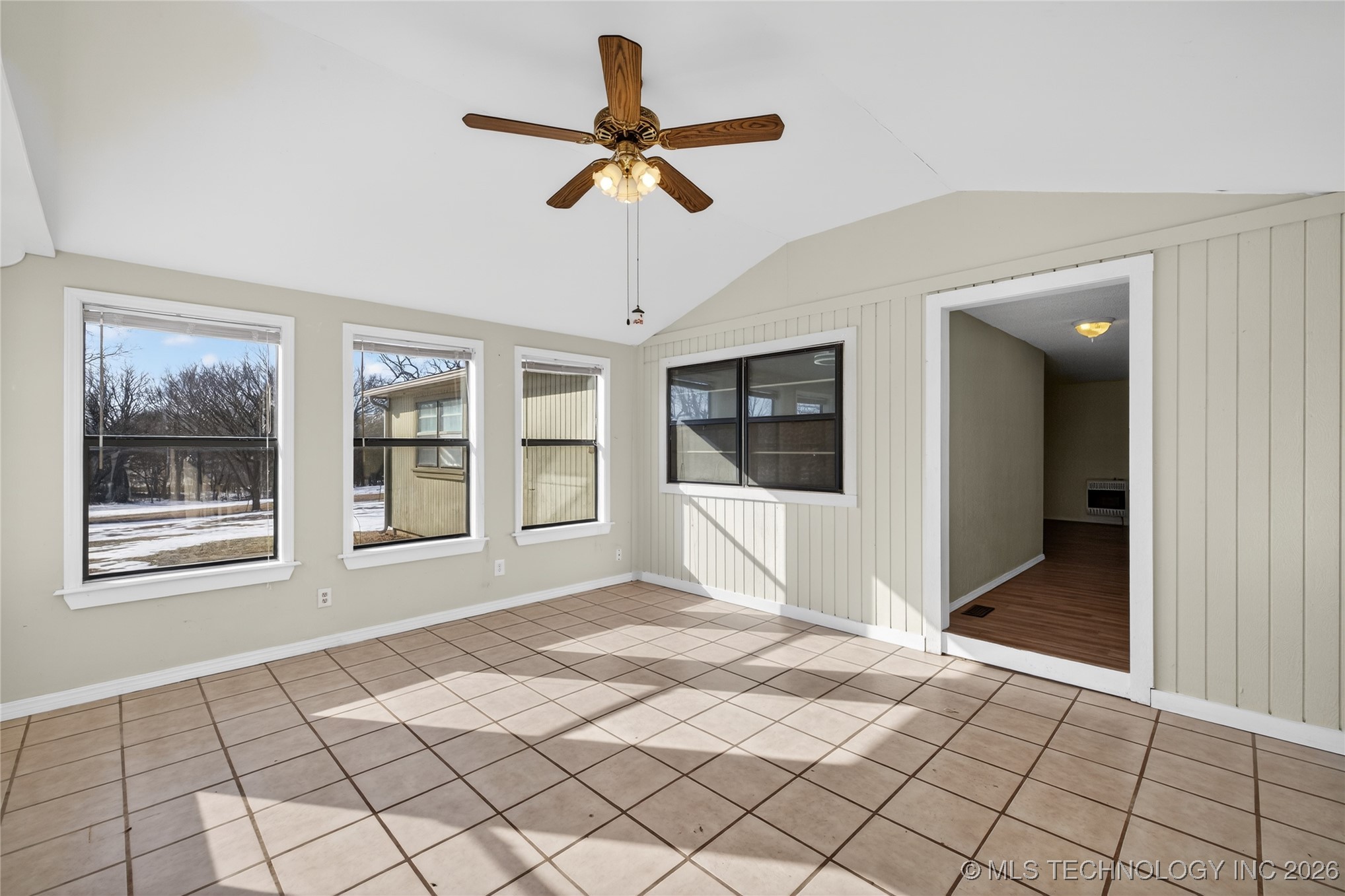 9730 S 4050 Road Property Photo 5