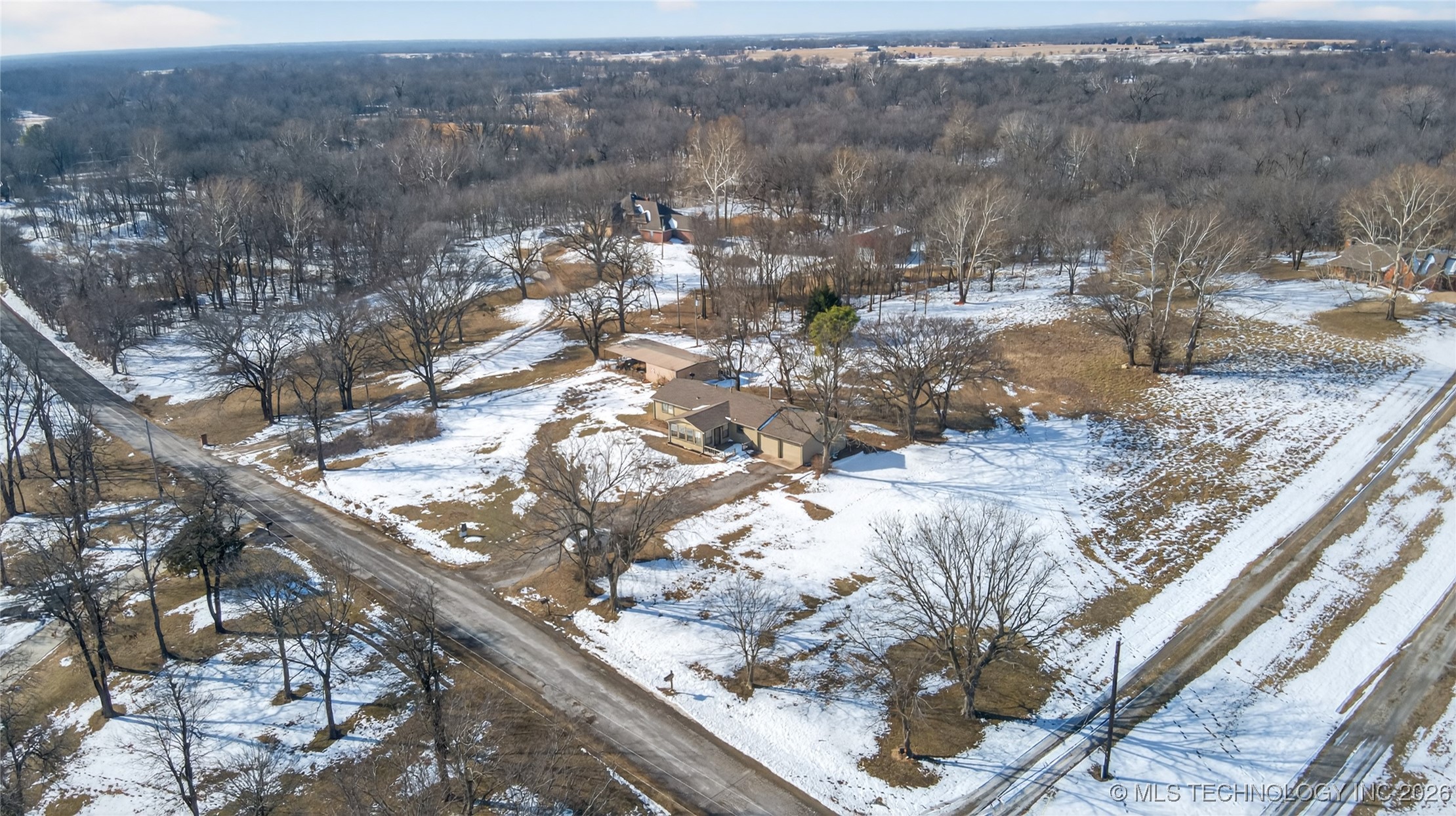 9730 S 4050 Road Property Photo 21