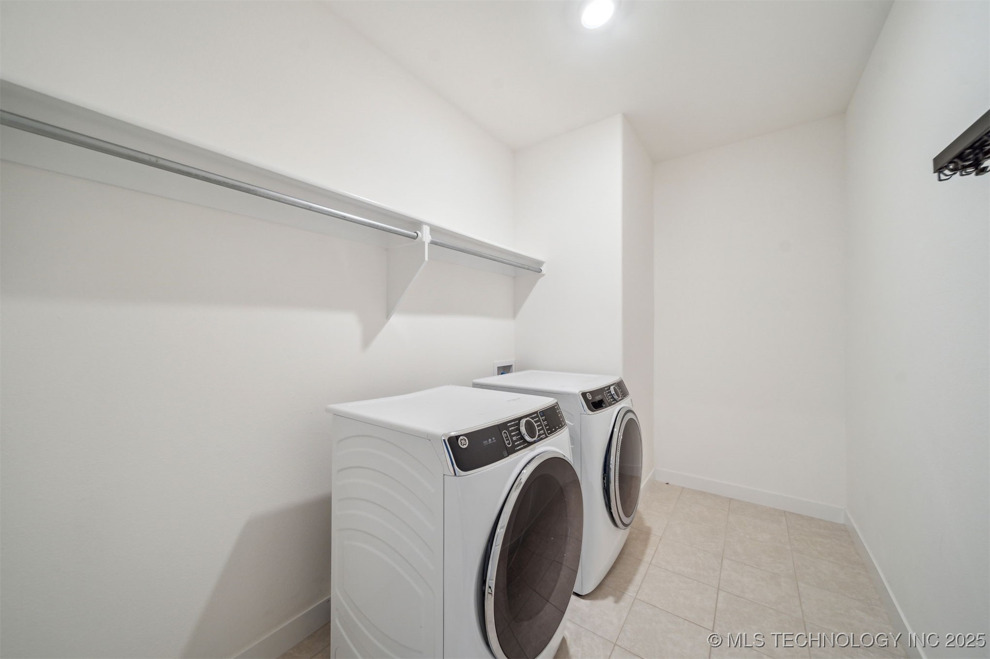 31950 E 62nd Street S Property Photo 22