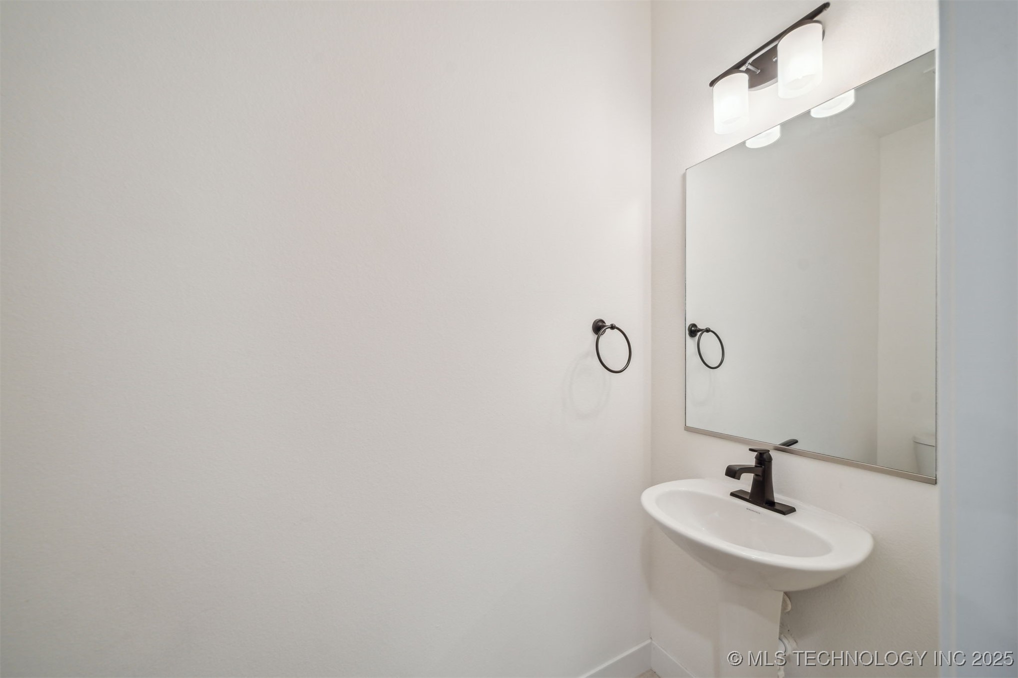 31950 E 62nd Street S Property Photo 23