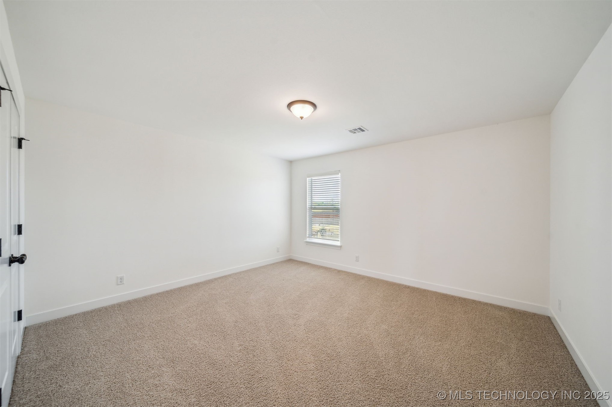 31950 E 62nd Street S Property Photo 26