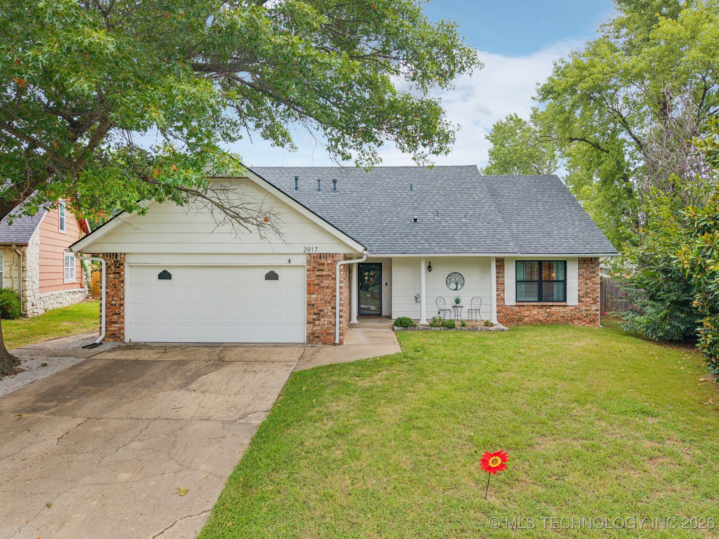 2917 W 65th Street Property Photo 1