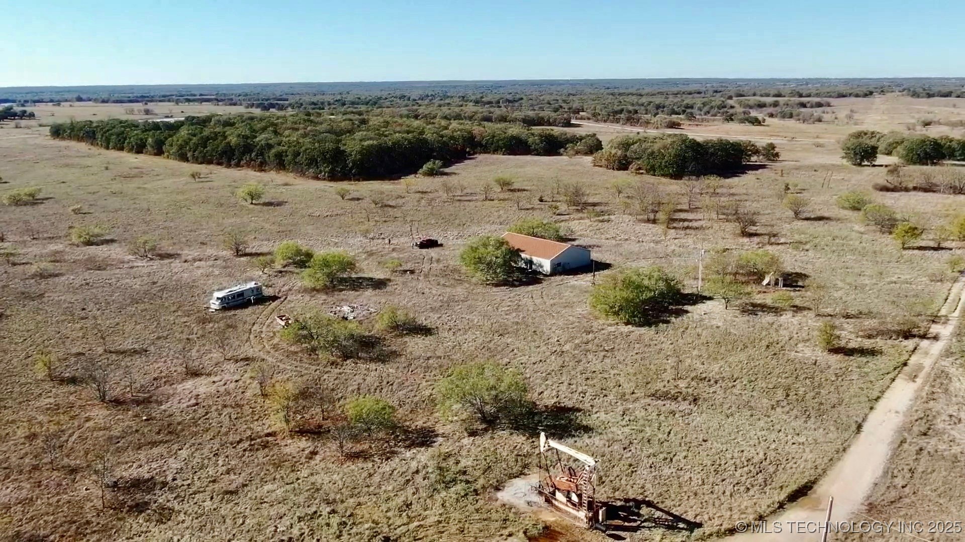 13719 Prairie Valley Road Property Photo 9