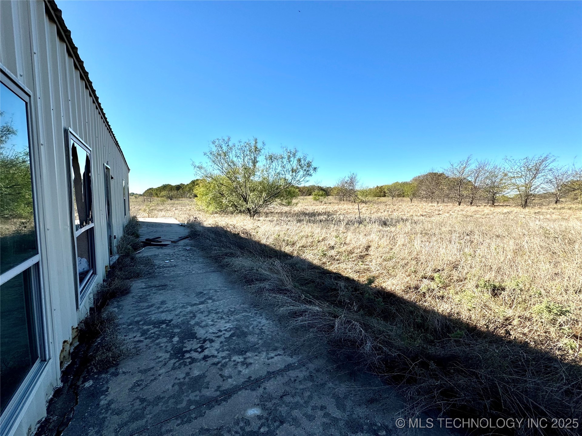 13719 Prairie Valley Road Property Photo 18