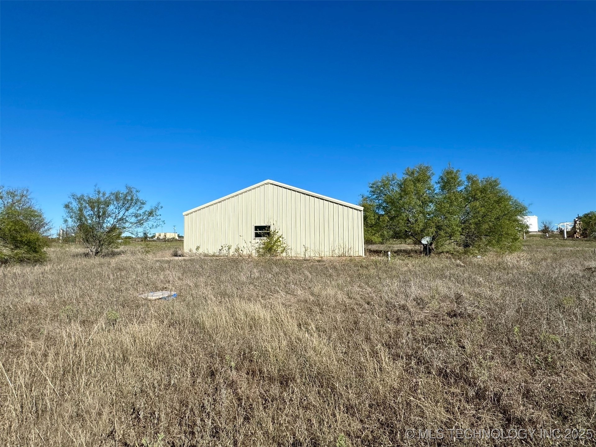 13719 Prairie Valley Road Property Photo 23