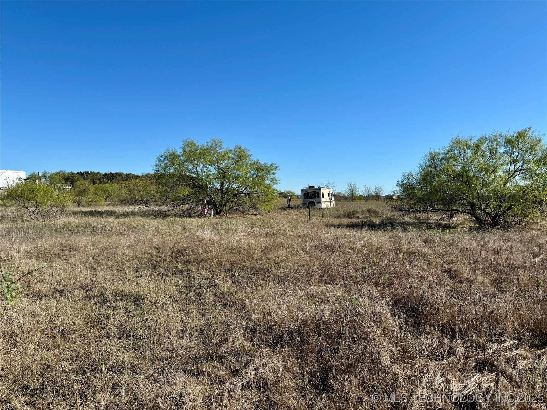 13719 Prairie Valley Road Property Photo 26