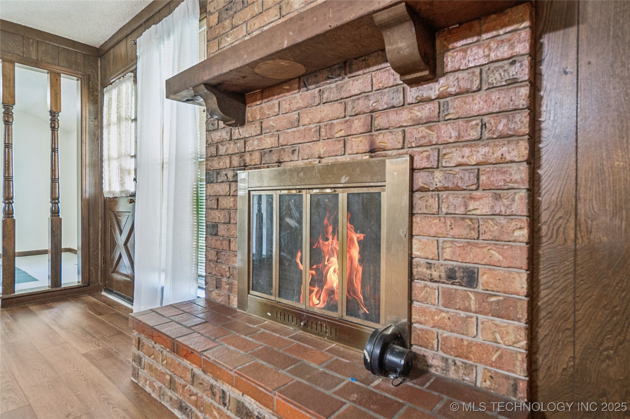 12517 E 38th Street Property Photo 8